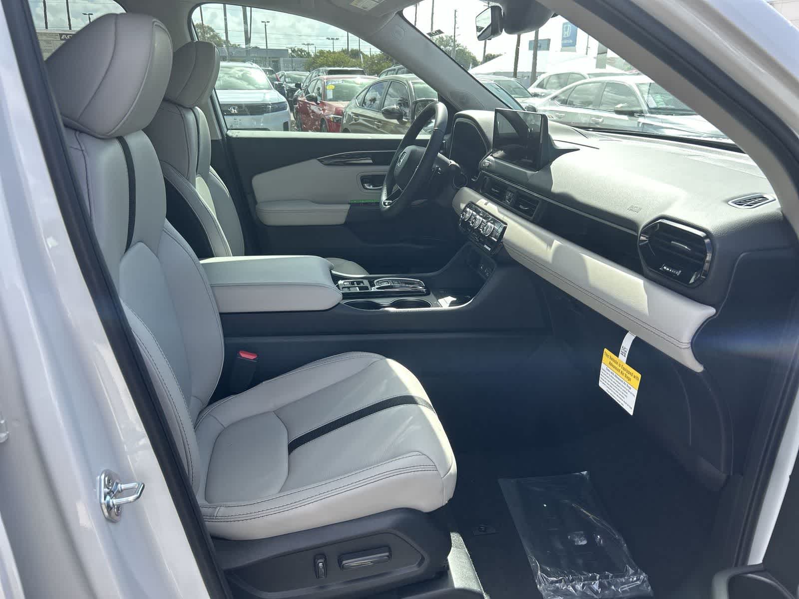 Thumbnail: 2026 Honda Pilot - 14