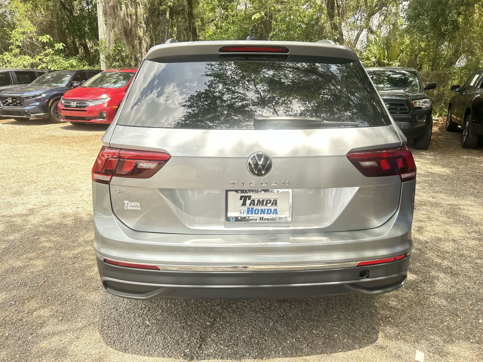 Thumbnail: 2024 Volkswagen Tiguan - 7
