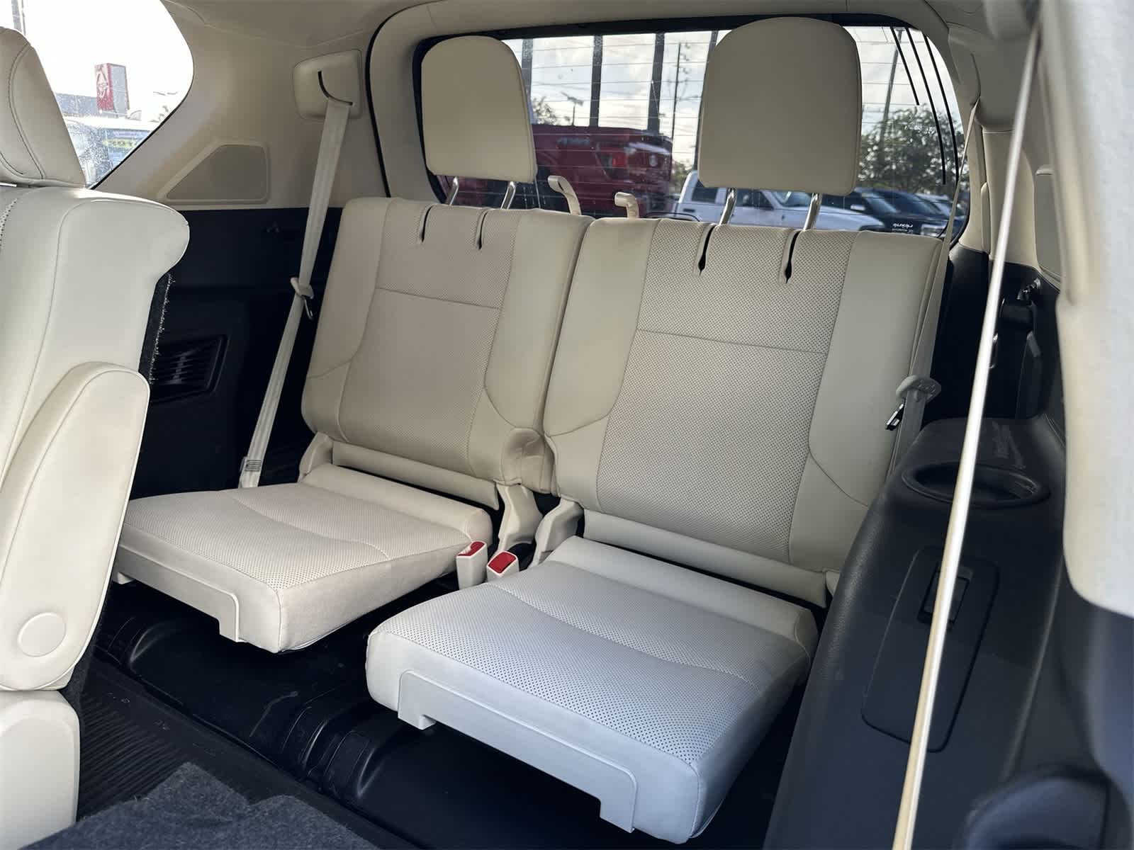 Thumbnail: 2023 Lexus GX - 19