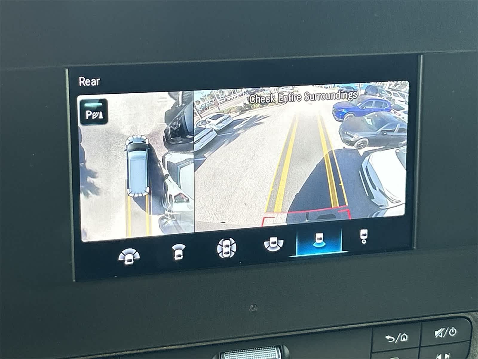 Thumbnail: 2024 Mercedes-Benz Sprinter - 22