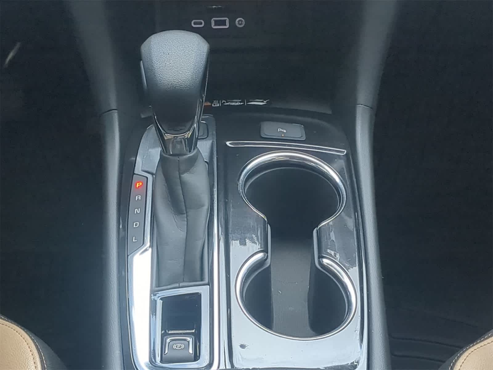 Thumbnail: 2022 Chevrolet Equinox - 18