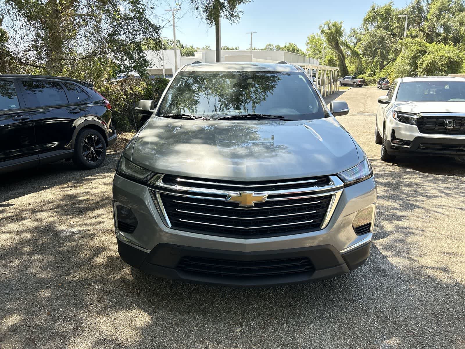 Thumbnail: 2023 Chevrolet Traverse - 3