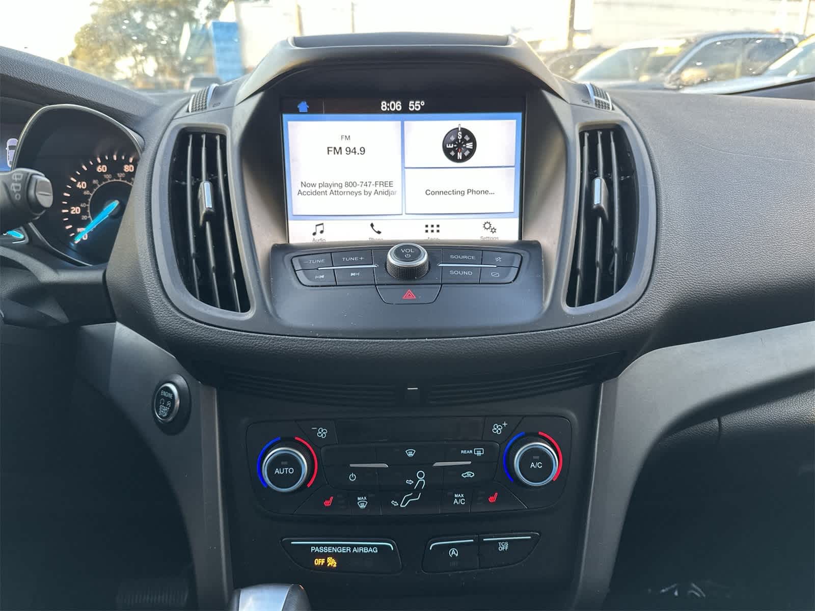 Thumbnail: 2019 Ford Escape - 4