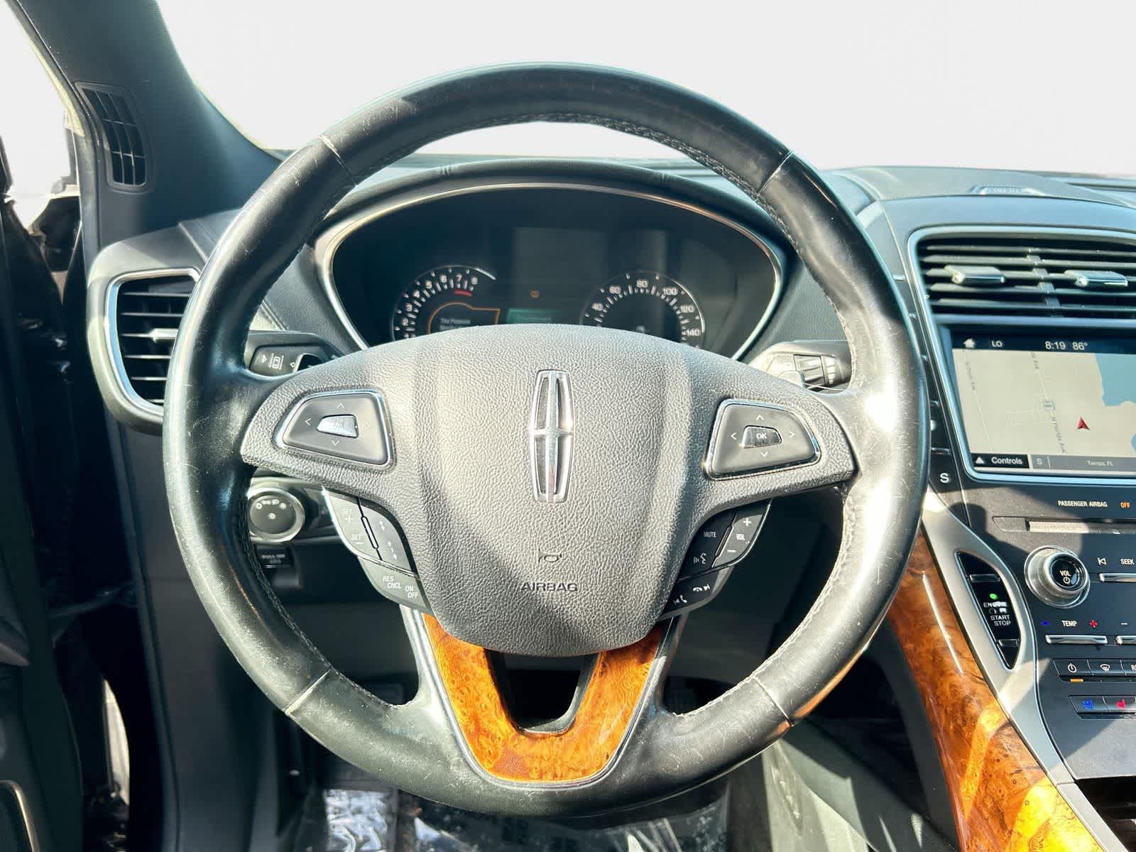 Thumbnail: 2016 Lincoln MKX - 16