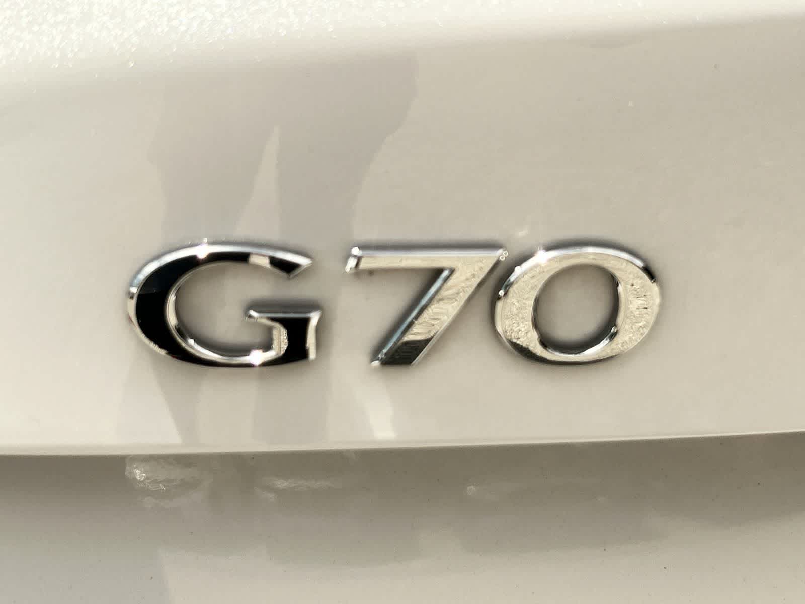 Thumbnail: 2019 Genesis G70 - 8