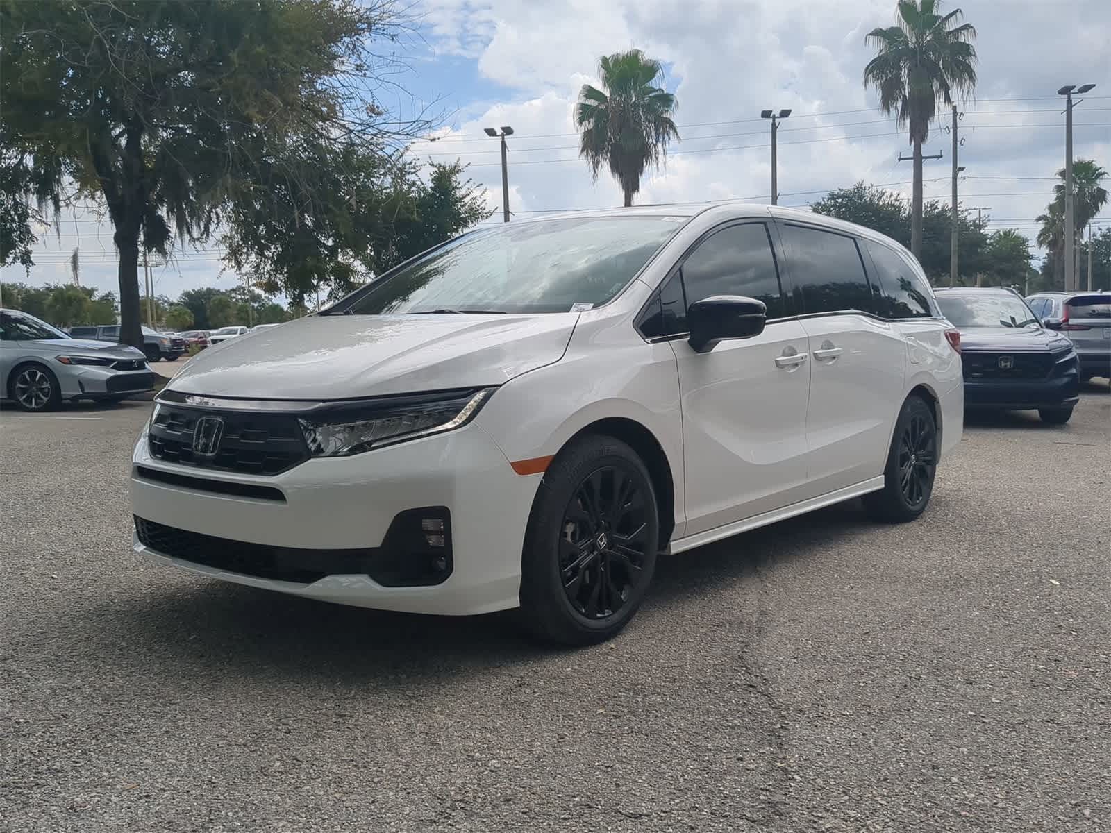 Thumbnail: 2025 Honda Odyssey - 2