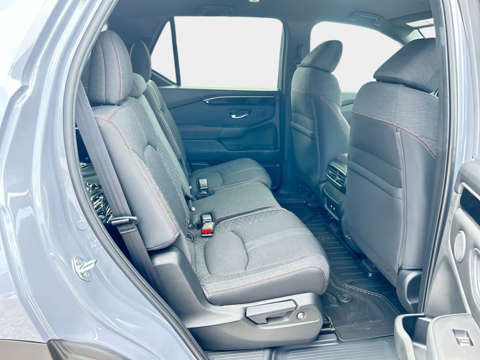 Thumbnail: 2026 Honda Pilot - 13