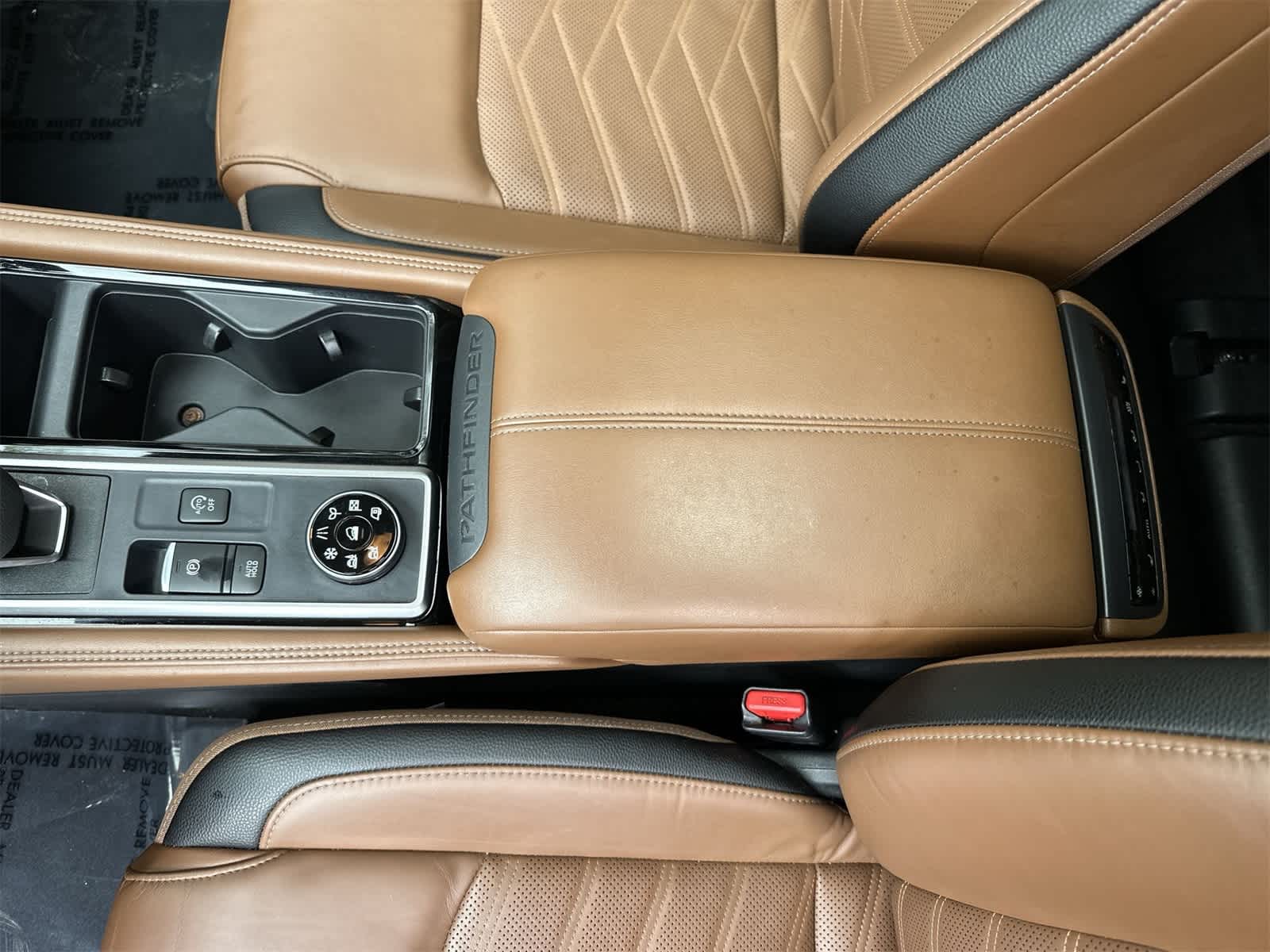 Thumbnail: 2024 Nissan Pathfinder - 16