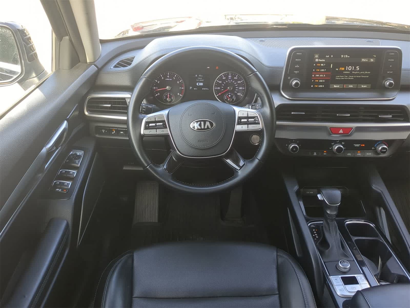 Thumbnail: 2021 Kia Telluride - 16