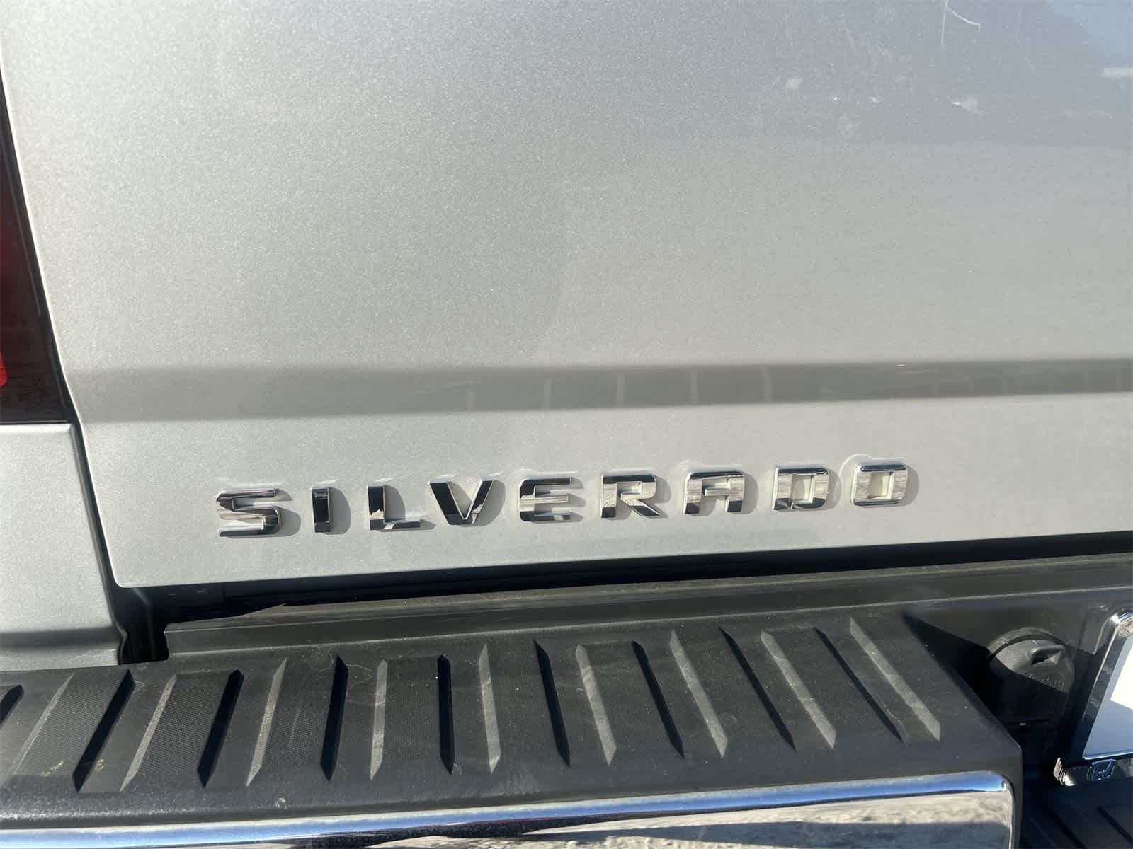 Thumbnail: 2018 Chevrolet Silverado 1500 - 7