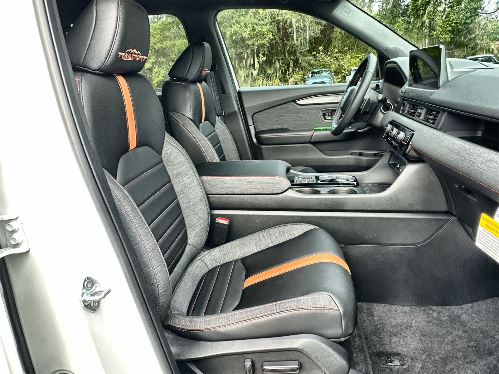 Thumbnail: 2026 Honda Passport - 14