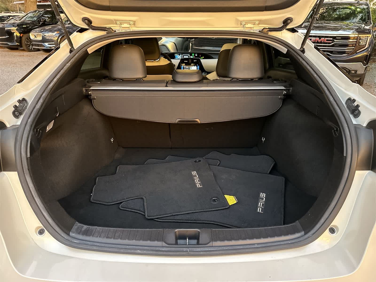 Thumbnail: 2016 Toyota Prius - 19