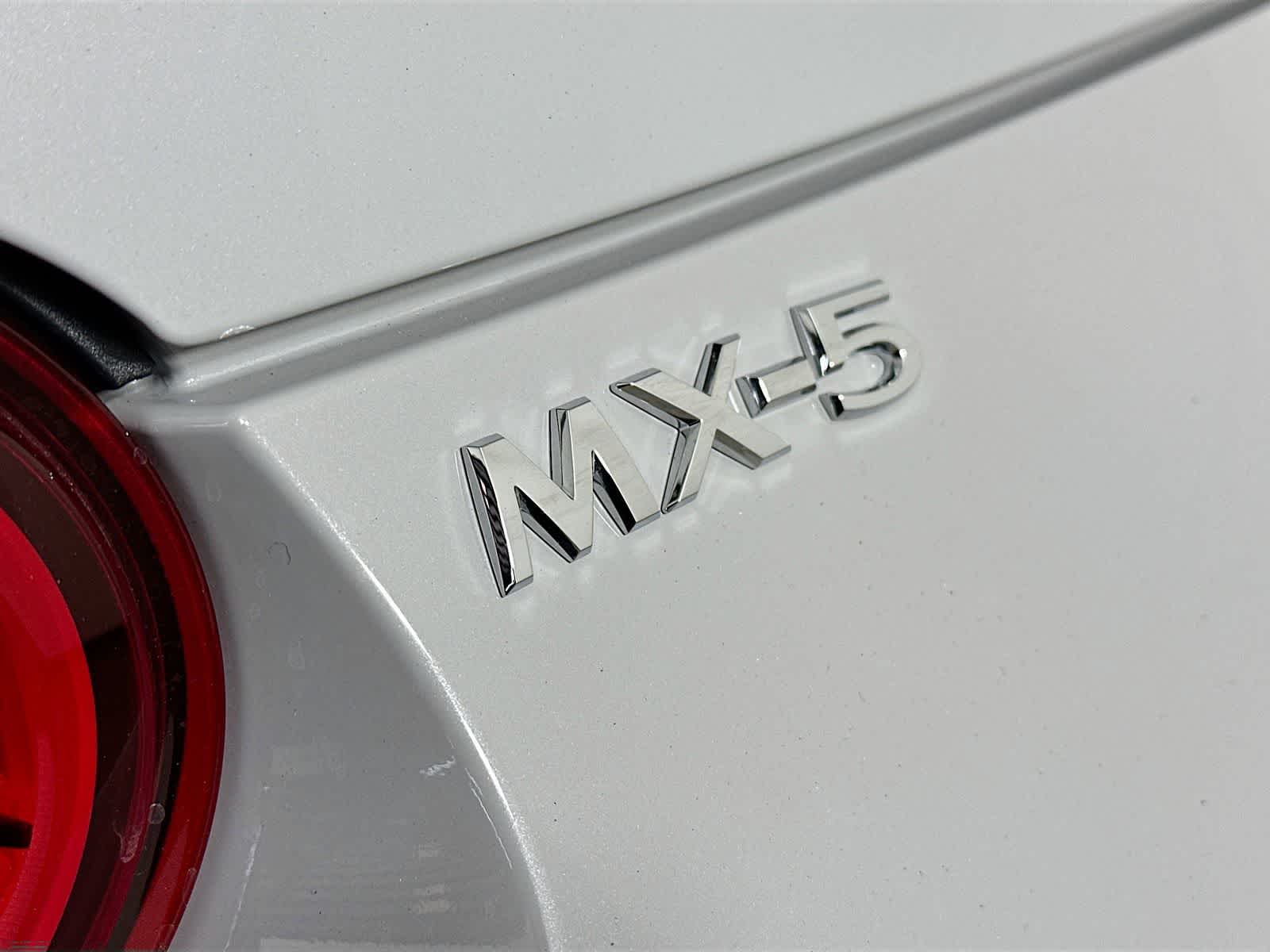 Thumbnail: 2024 Mazda MX-5 Miata - 7