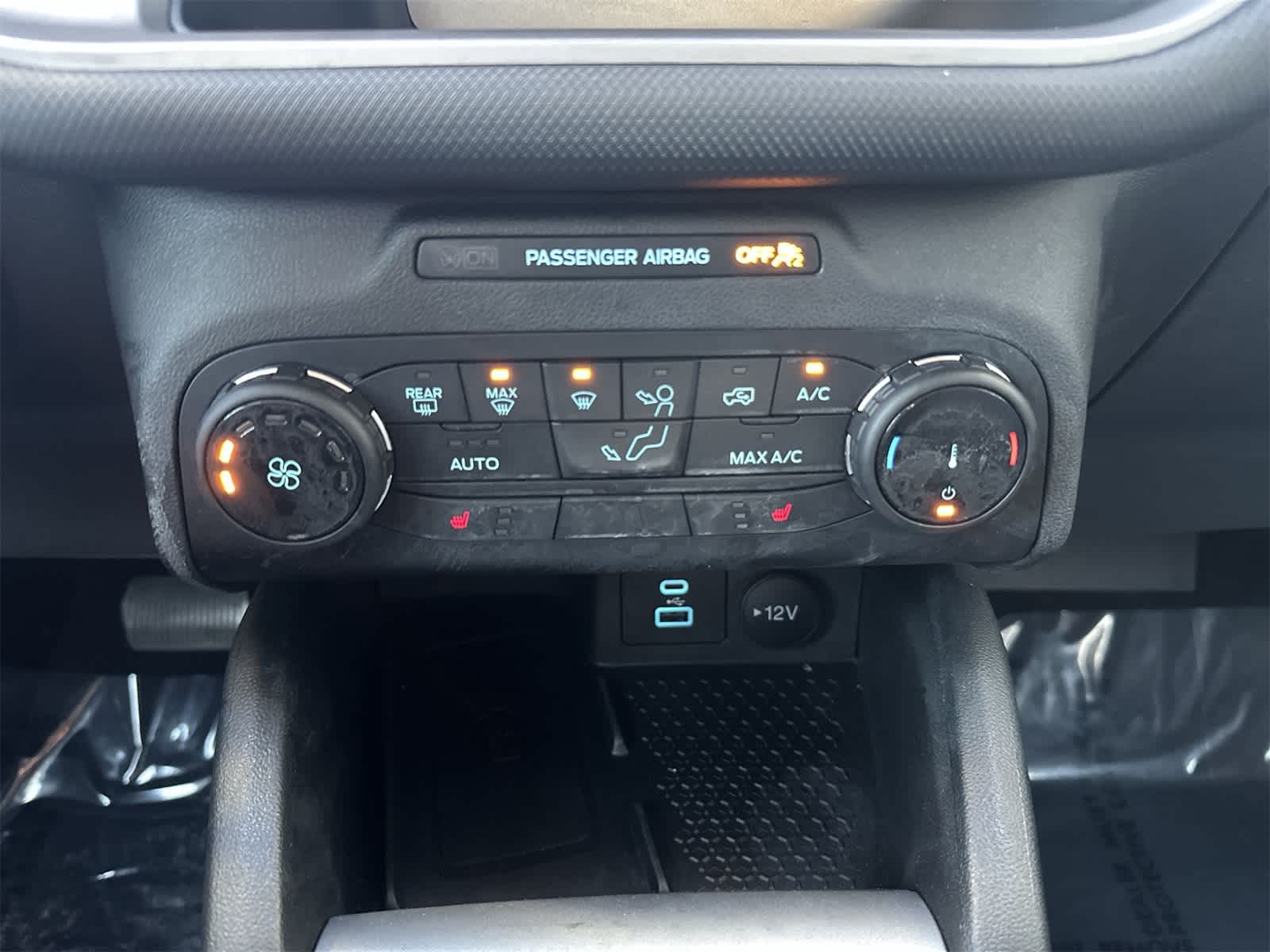 Thumbnail: 2022 Ford Bronco Sport - 9