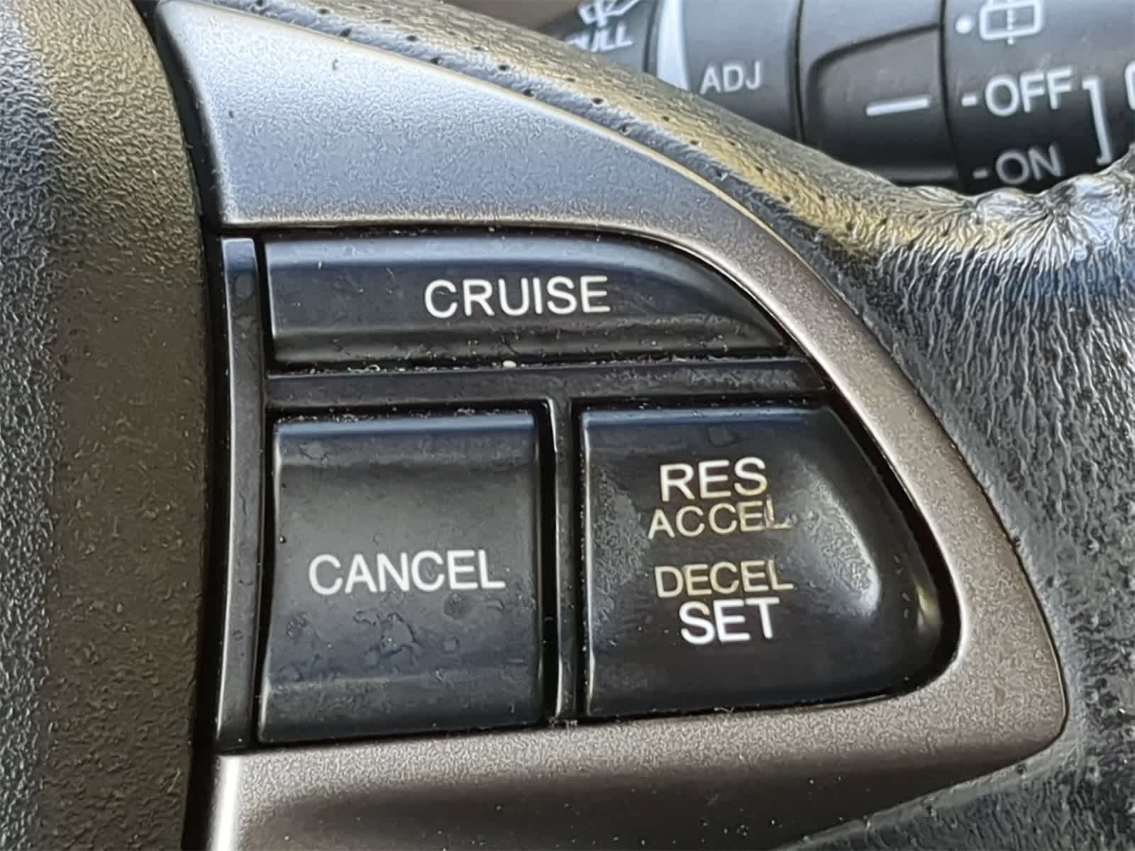 Thumbnail: 2011 Honda Pilot - 25