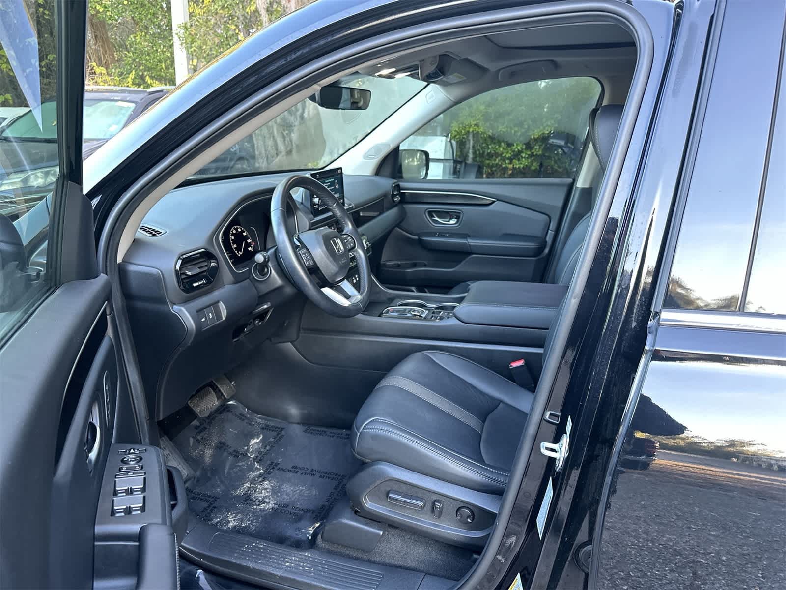 Thumbnail: 2025 Honda Pilot - 2