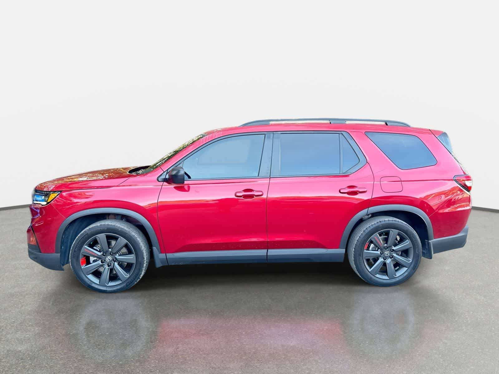 Thumbnail: 2023 Honda Pilot - 4