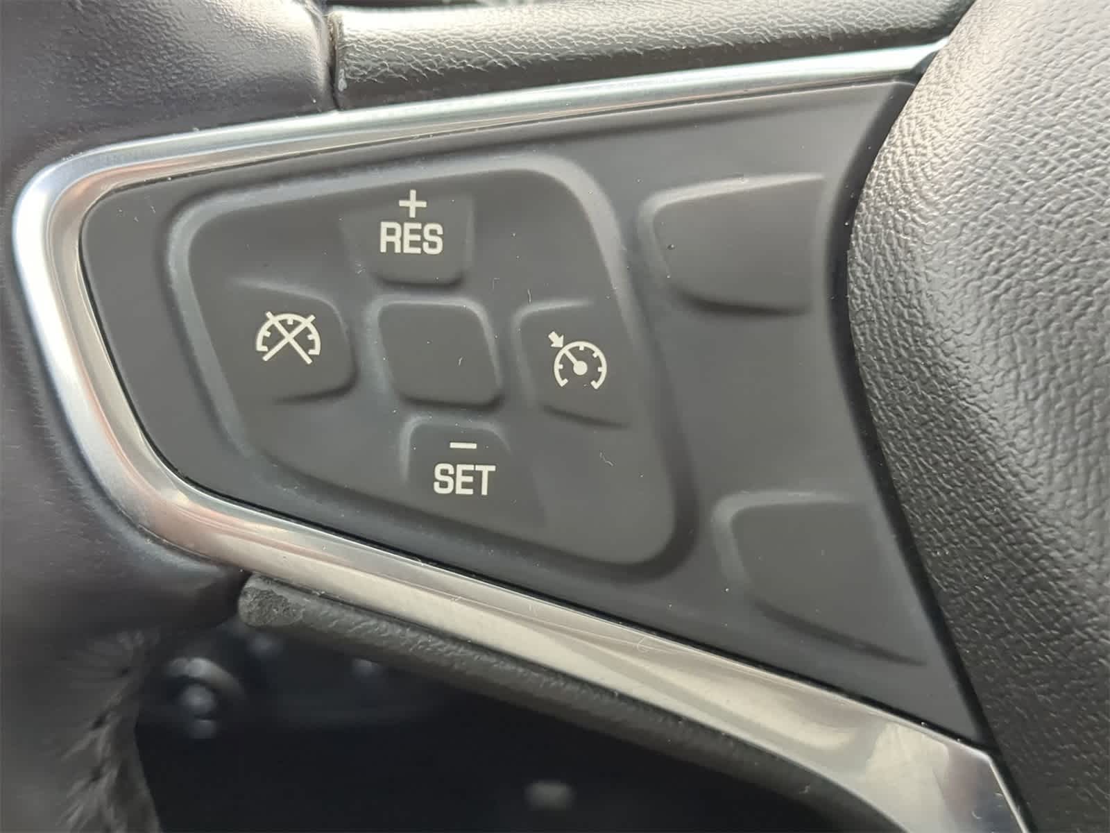 Thumbnail: 2019 Chevrolet Equinox - 22