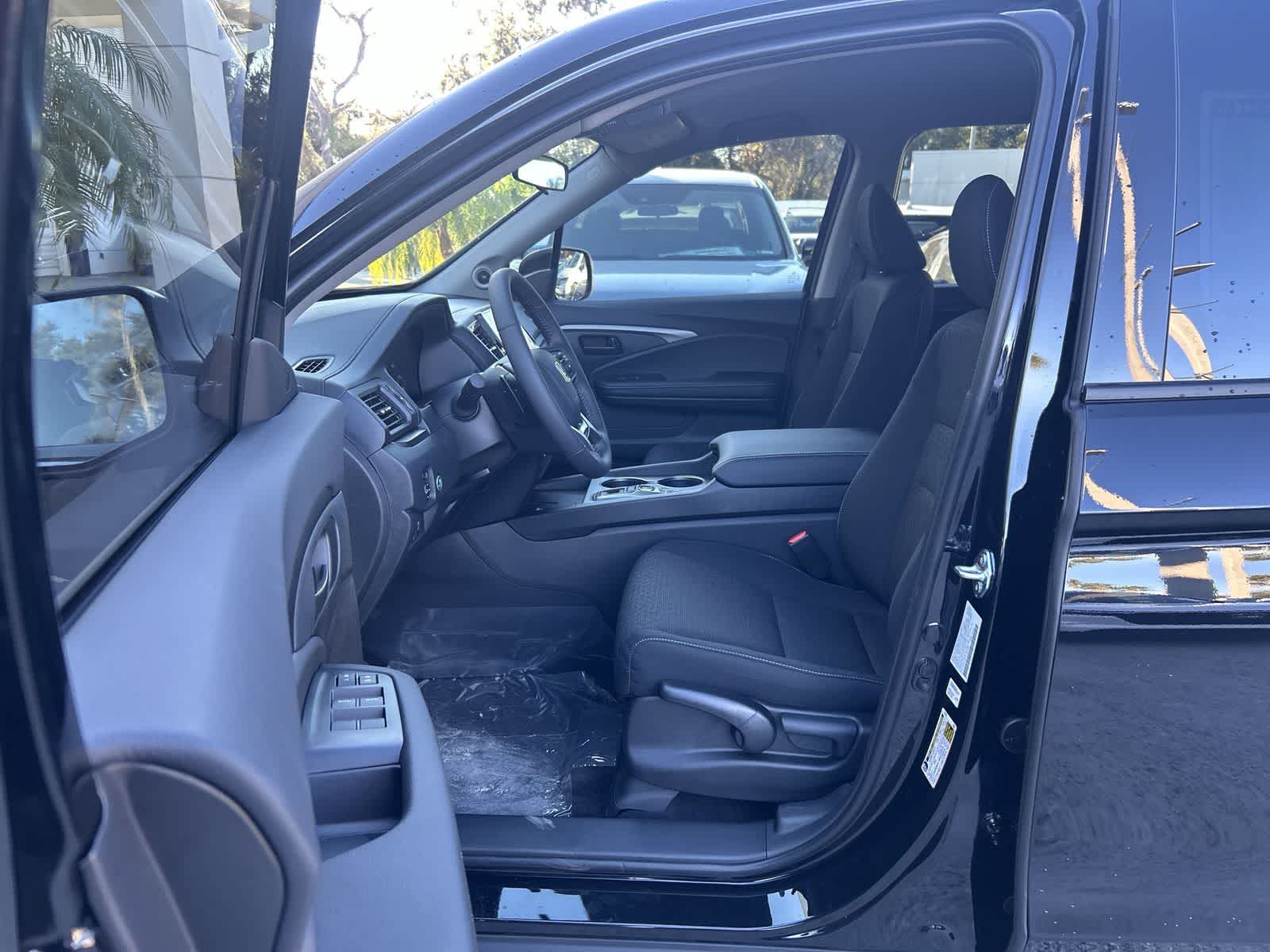 Thumbnail: 2026 Honda Ridgeline - 2