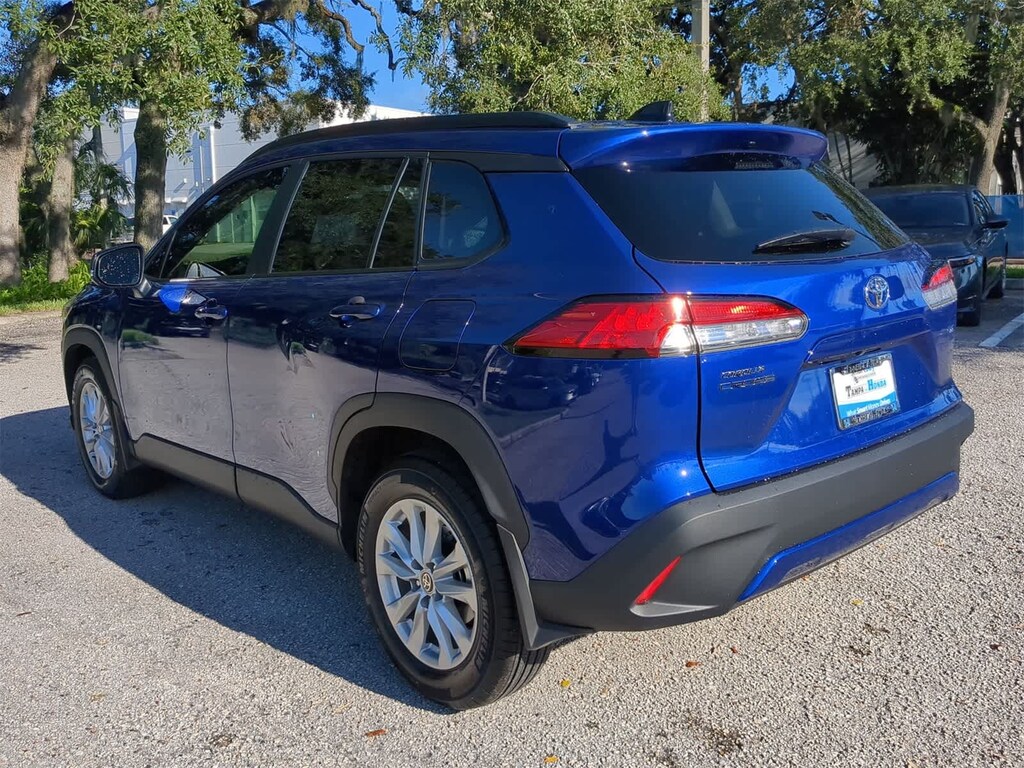 Used 2025 Toyota Corolla Cross LE SUV