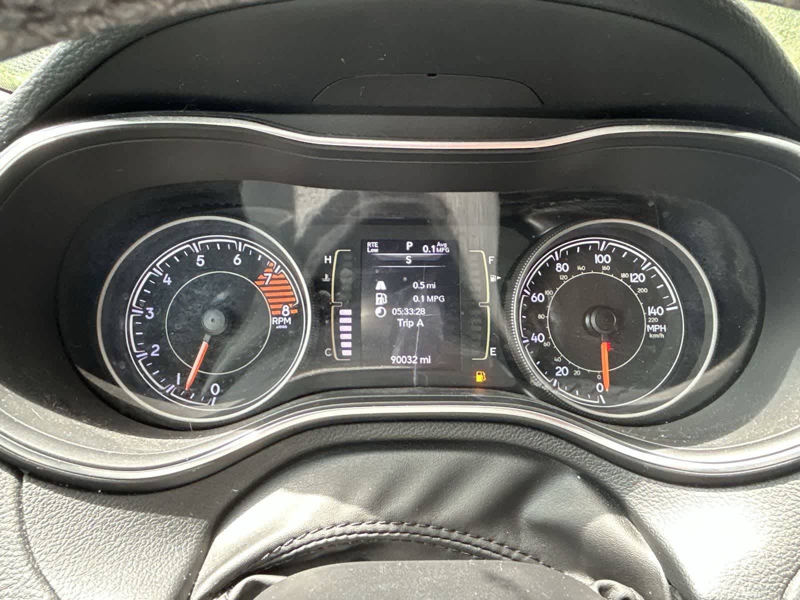 Thumbnail: 2019 Jeep Cherokee - 19