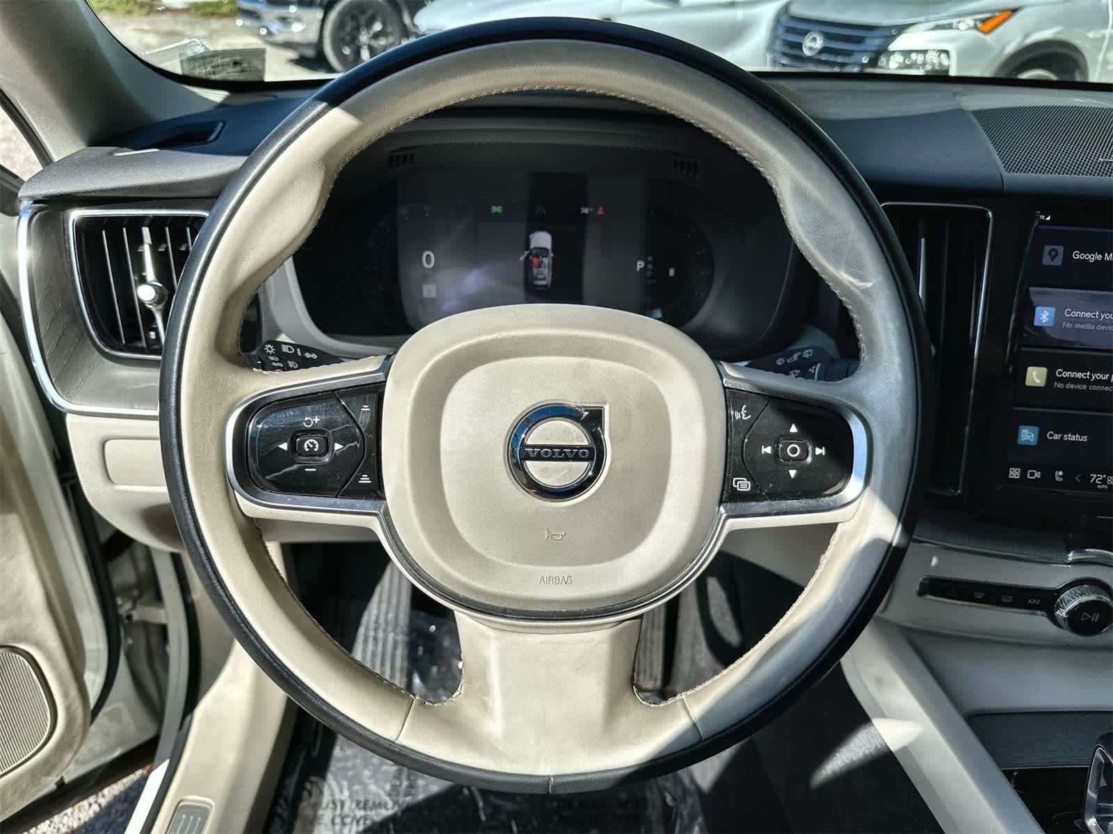 Thumbnail: 2024 Volvo XC60 - 14