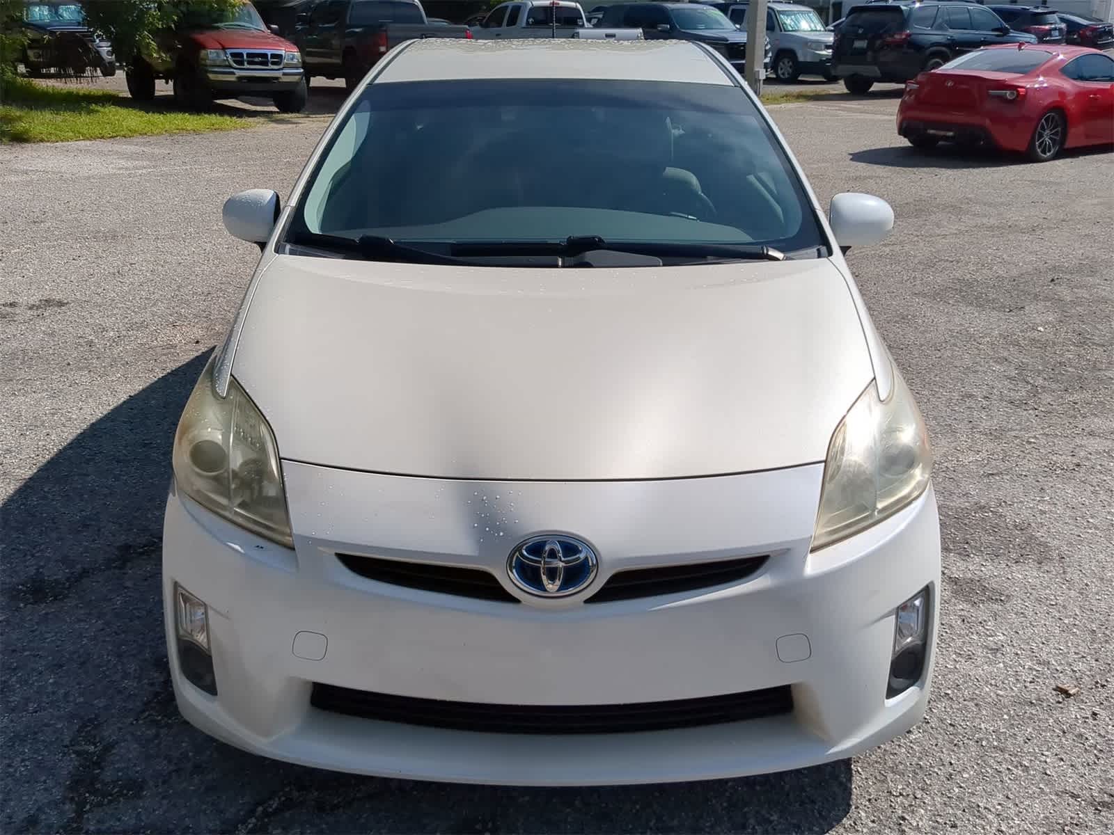 Thumbnail: 2011 Toyota Prius - 9