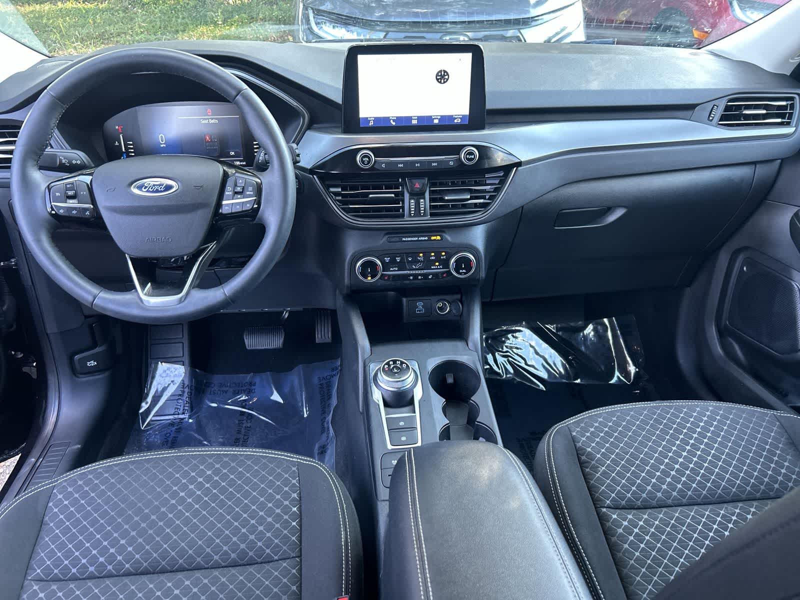 Thumbnail: 2023 Ford Escape - 10