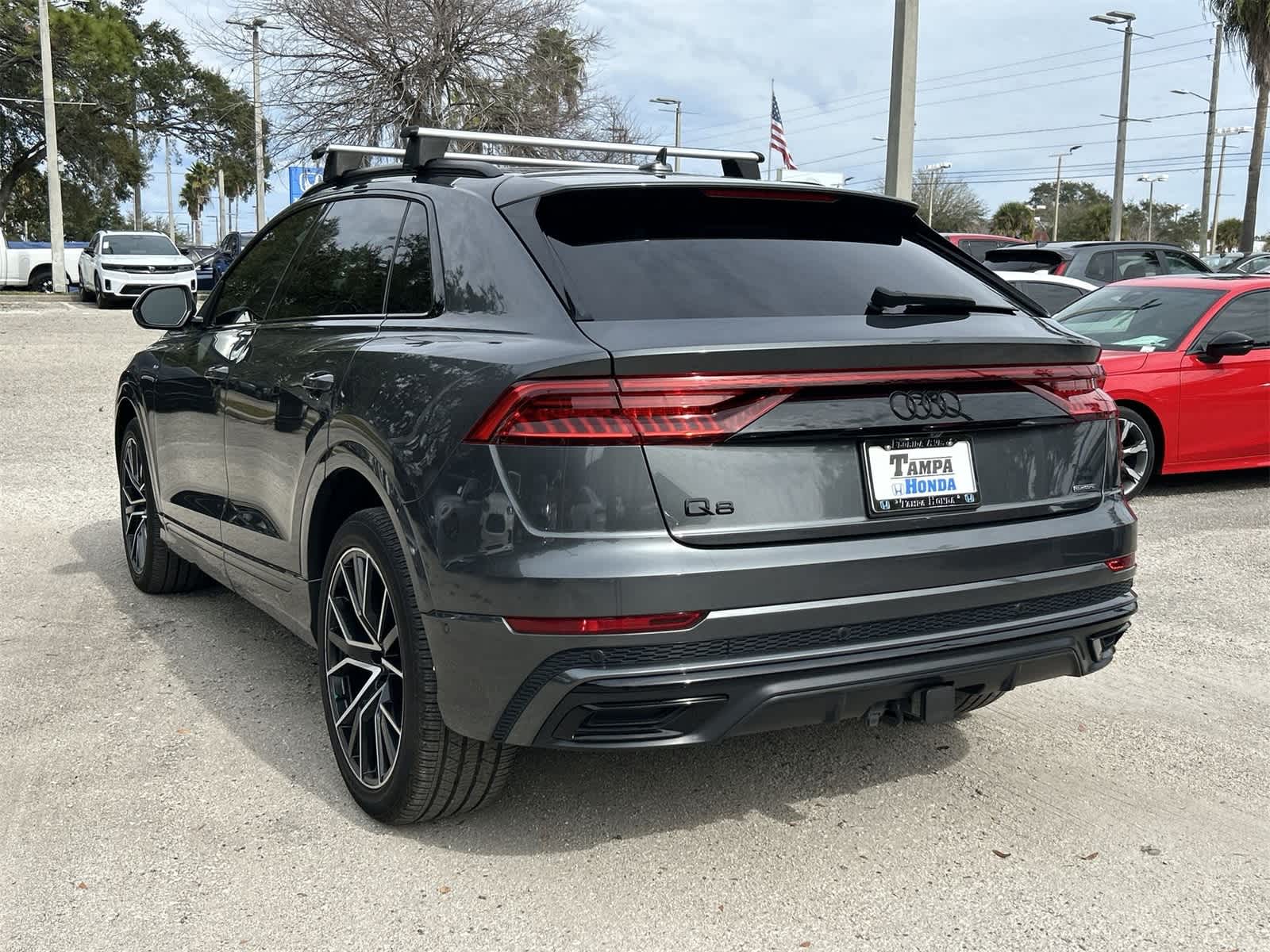 Thumbnail: 2021 Audi Q8 - 4