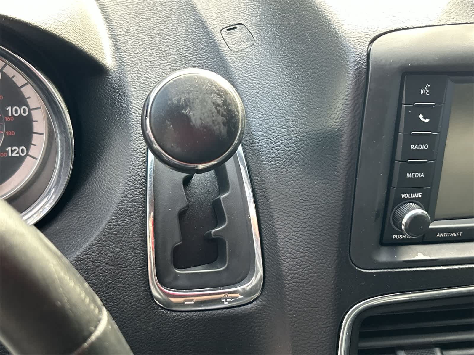 Thumbnail: 2017 Dodge Grand Caravan - 17