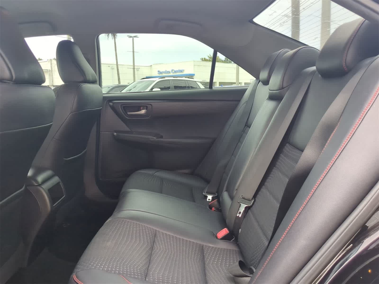 Thumbnail: 2015 Toyota Camry - 13