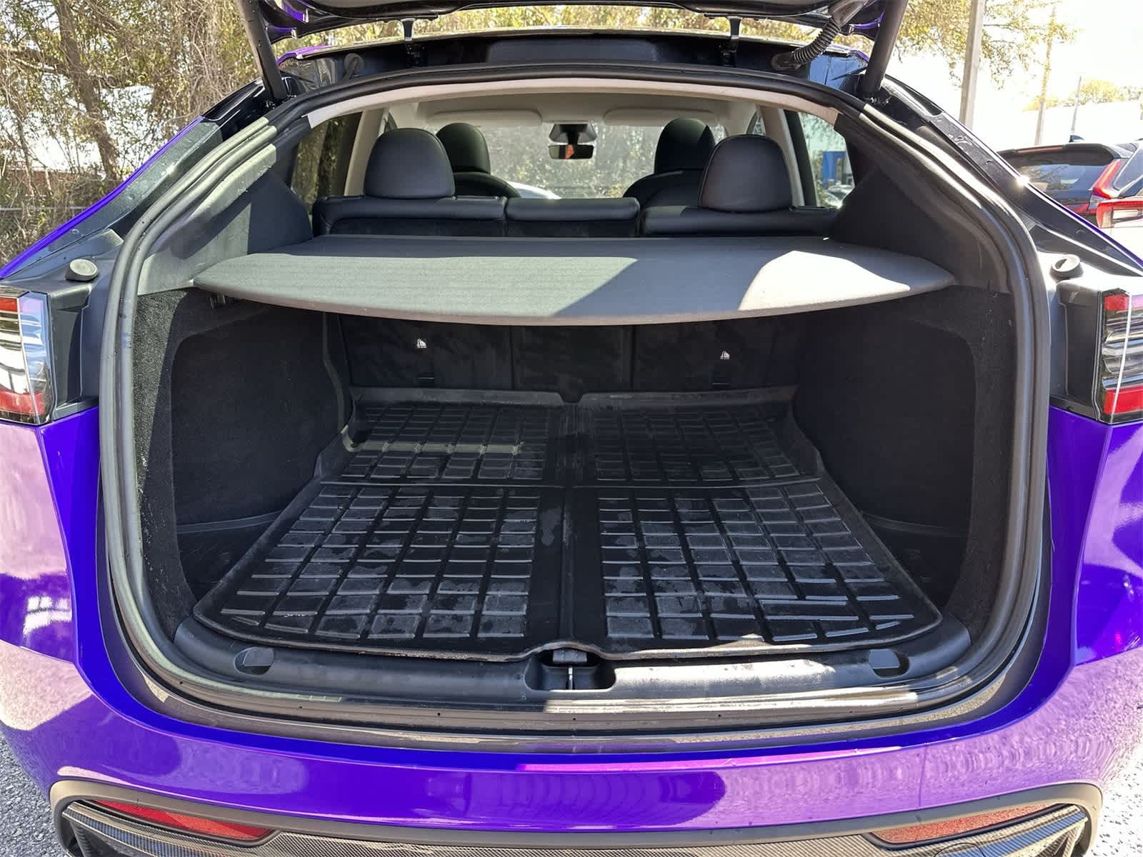 Thumbnail: 2024 Tesla Model Y - 9