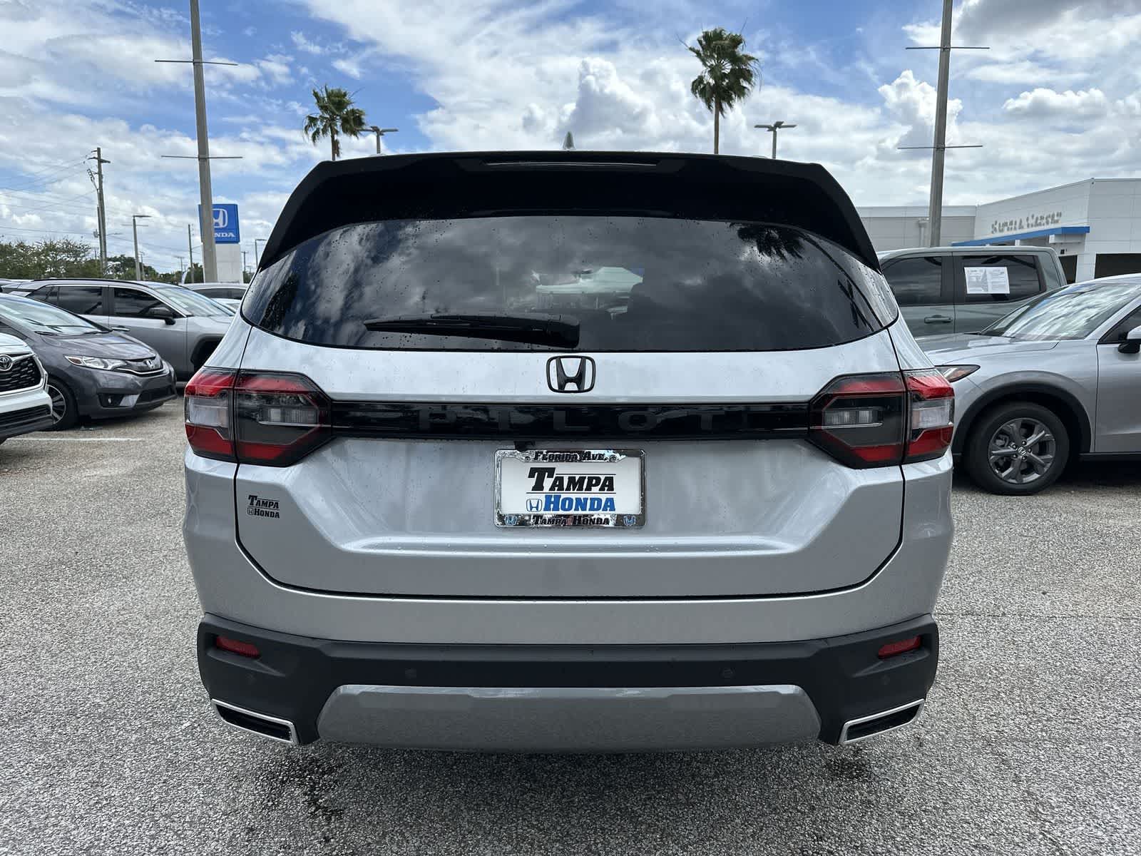 Thumbnail: 2026 Honda Pilot - 7