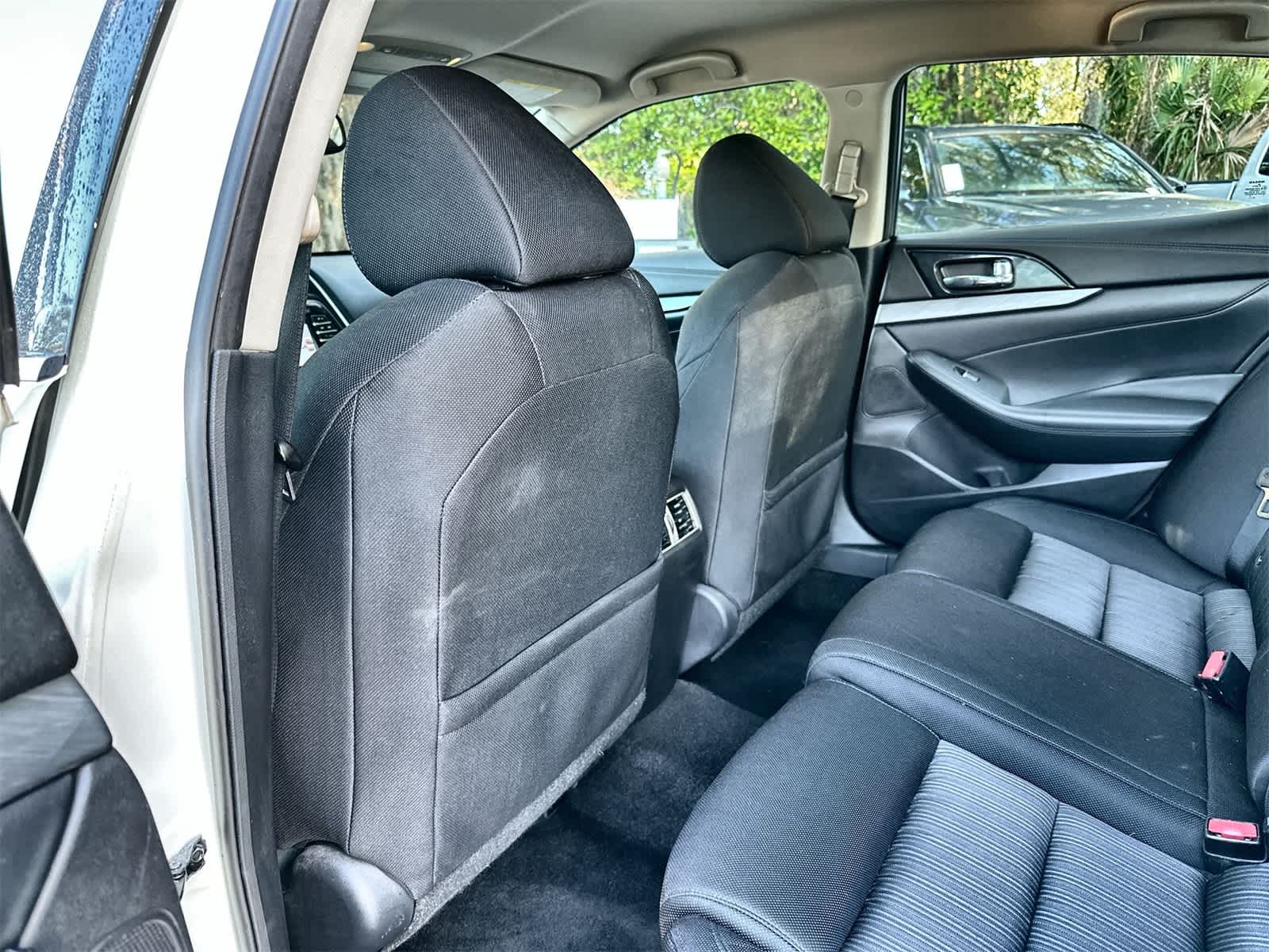 Thumbnail: 2017 Nissan Maxima - 12