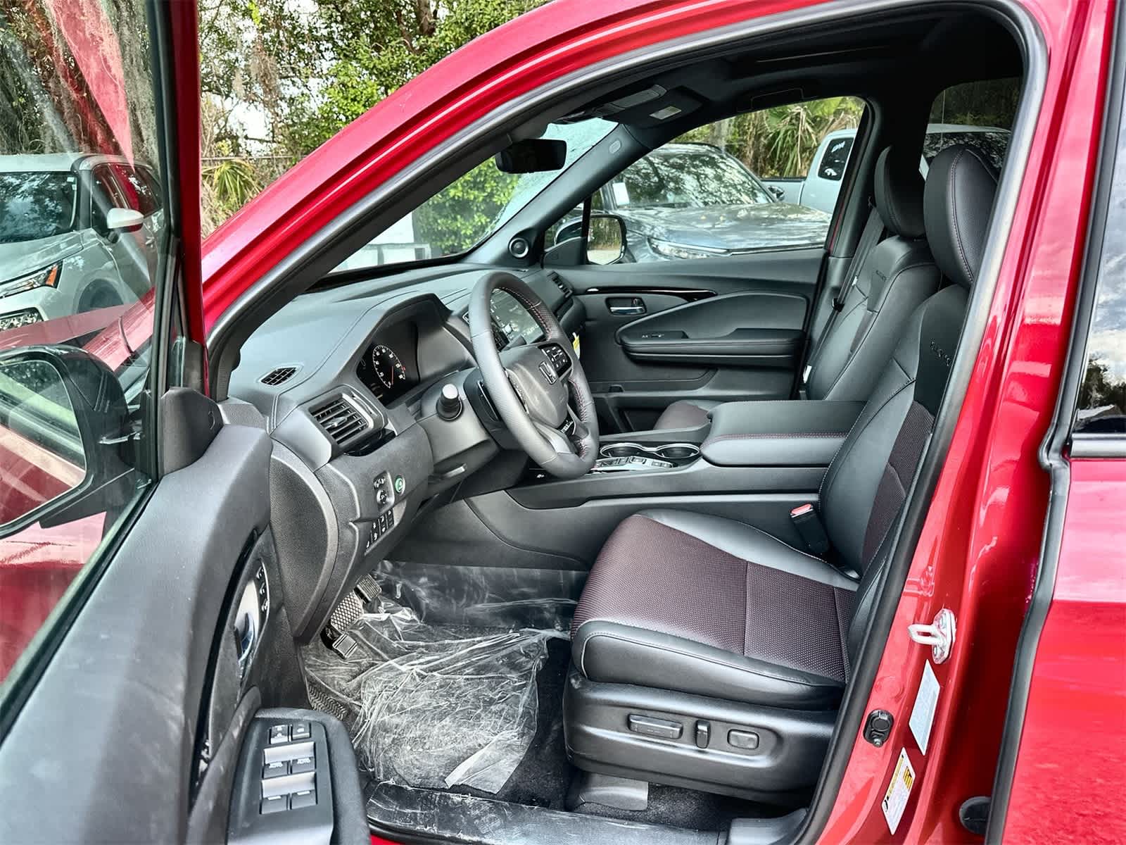 Thumbnail: 2025 Honda Ridgeline - 2