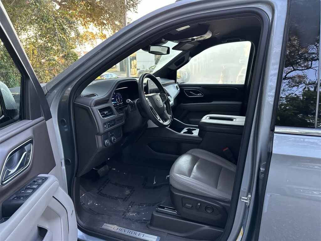 Used 2024 Chevrolet Suburban LT SUV