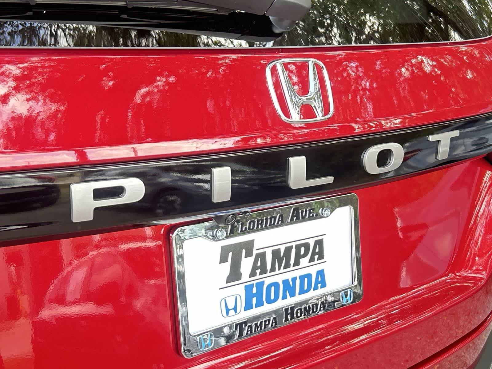 Thumbnail: 2026 Honda Pilot - 8