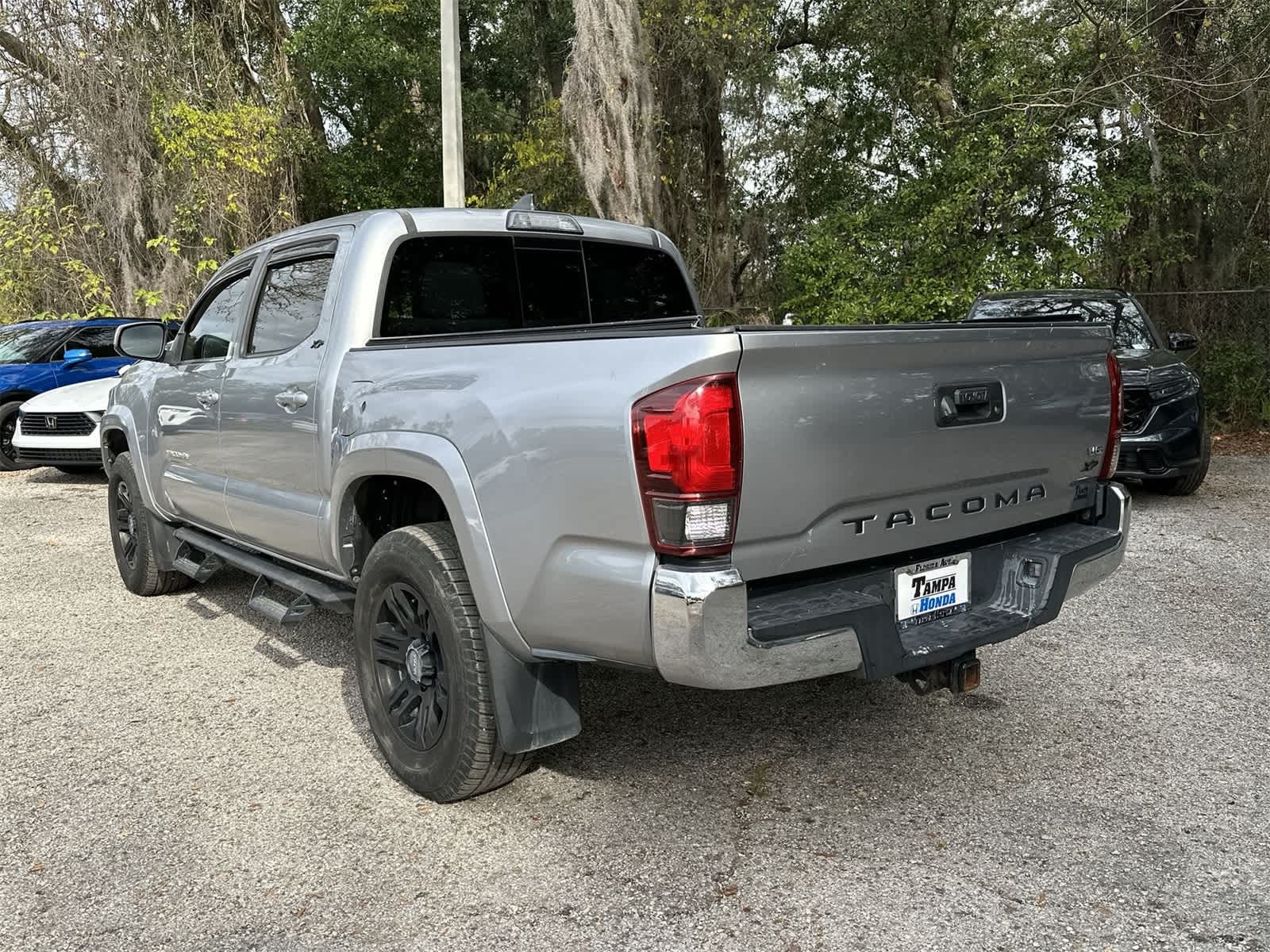 Thumbnail: 2018 Toyota Tacoma - 4