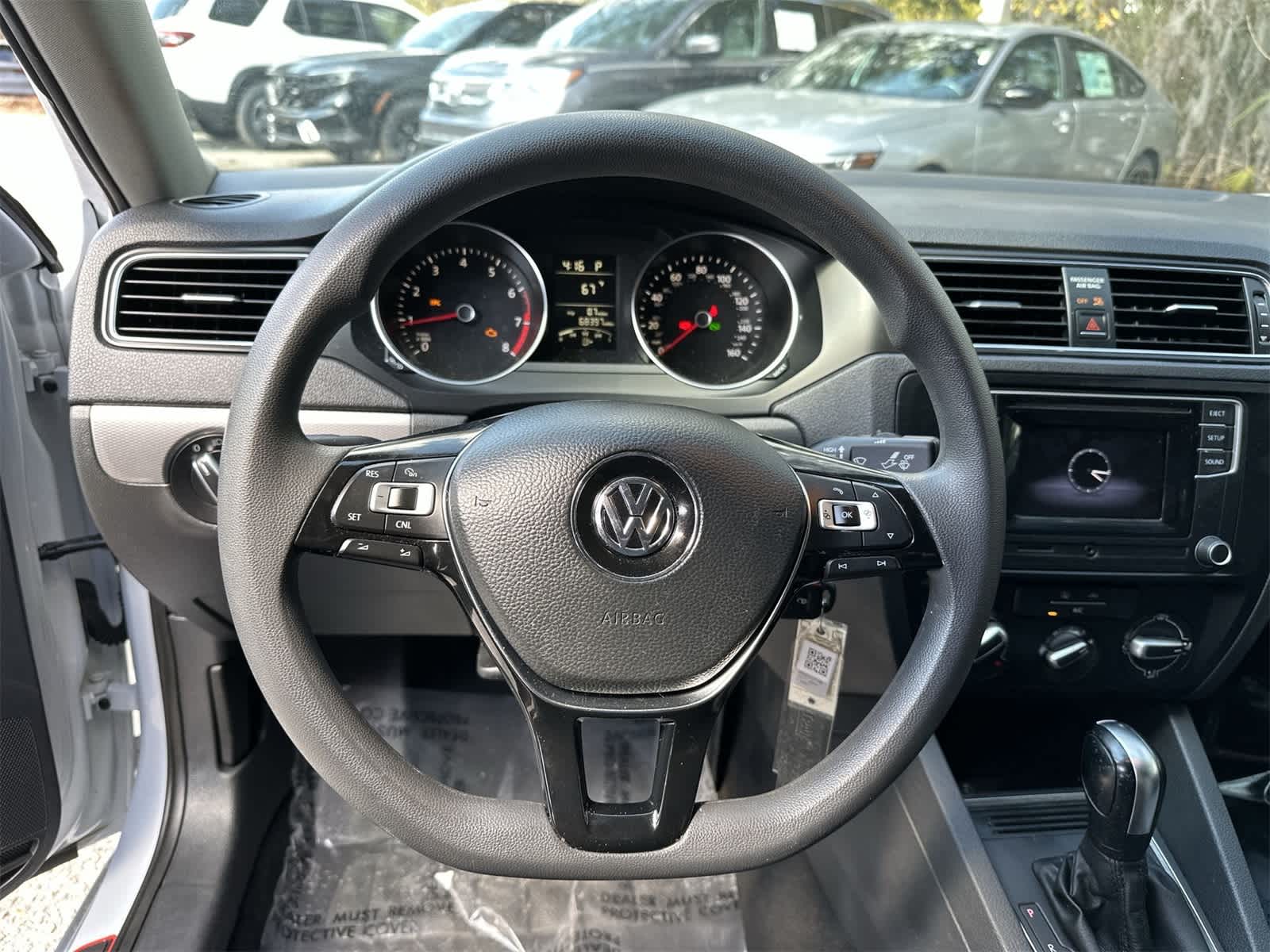 Thumbnail: 2017 Volkswagen Jetta - 15