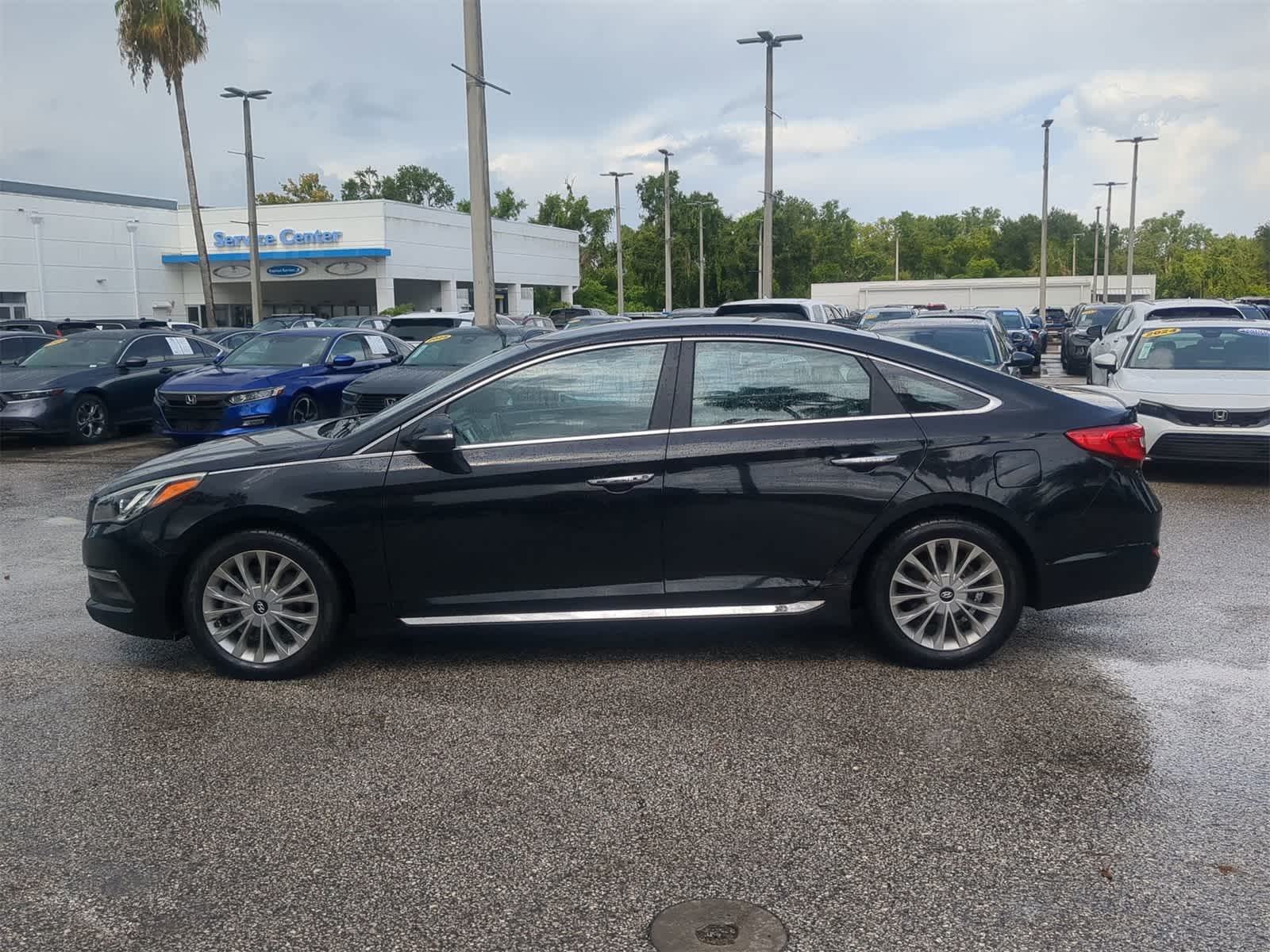 Thumbnail: 2015 Hyundai Sonata - 3