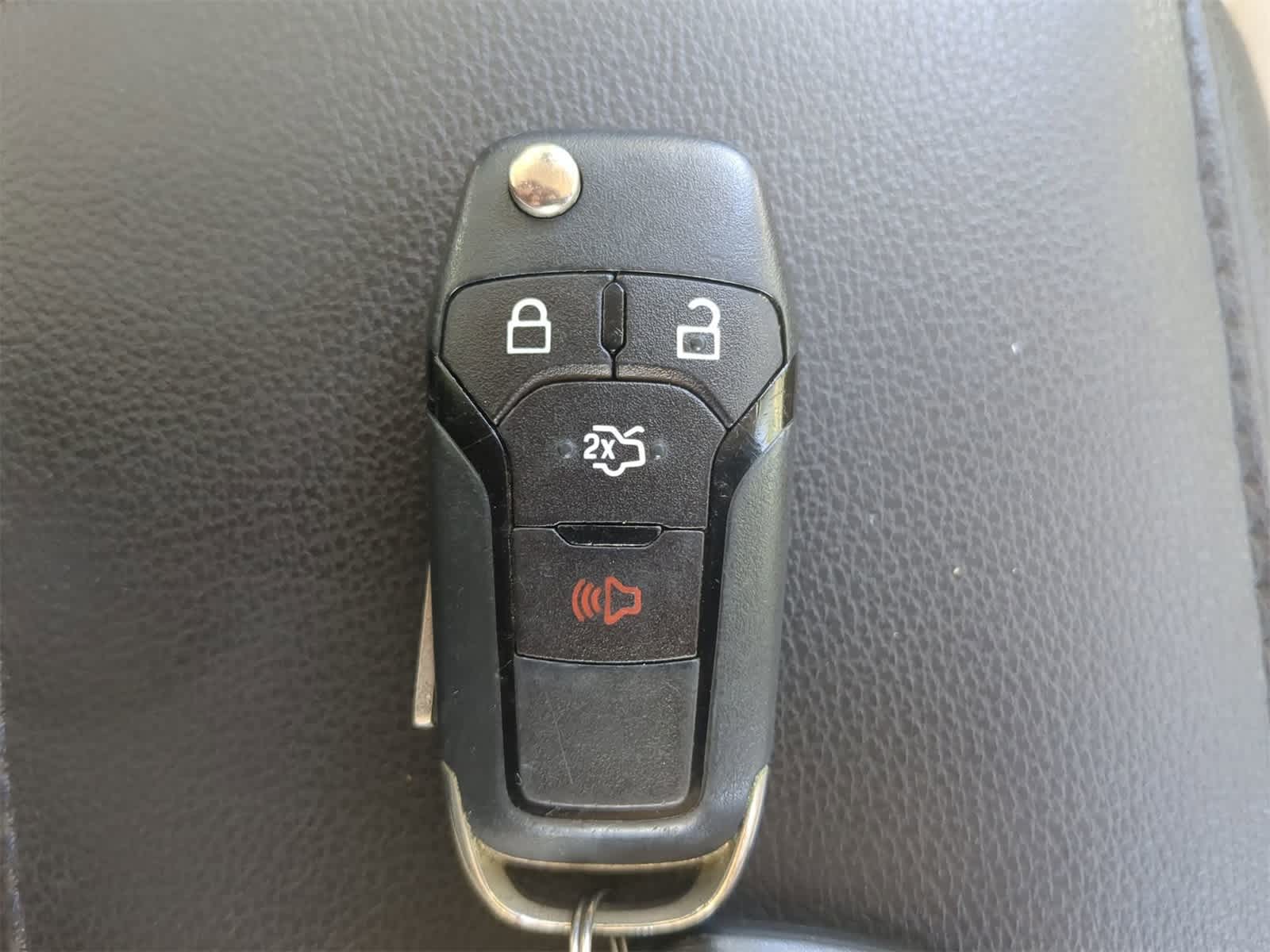 Thumbnail: 2013 Ford Fusion - 27
