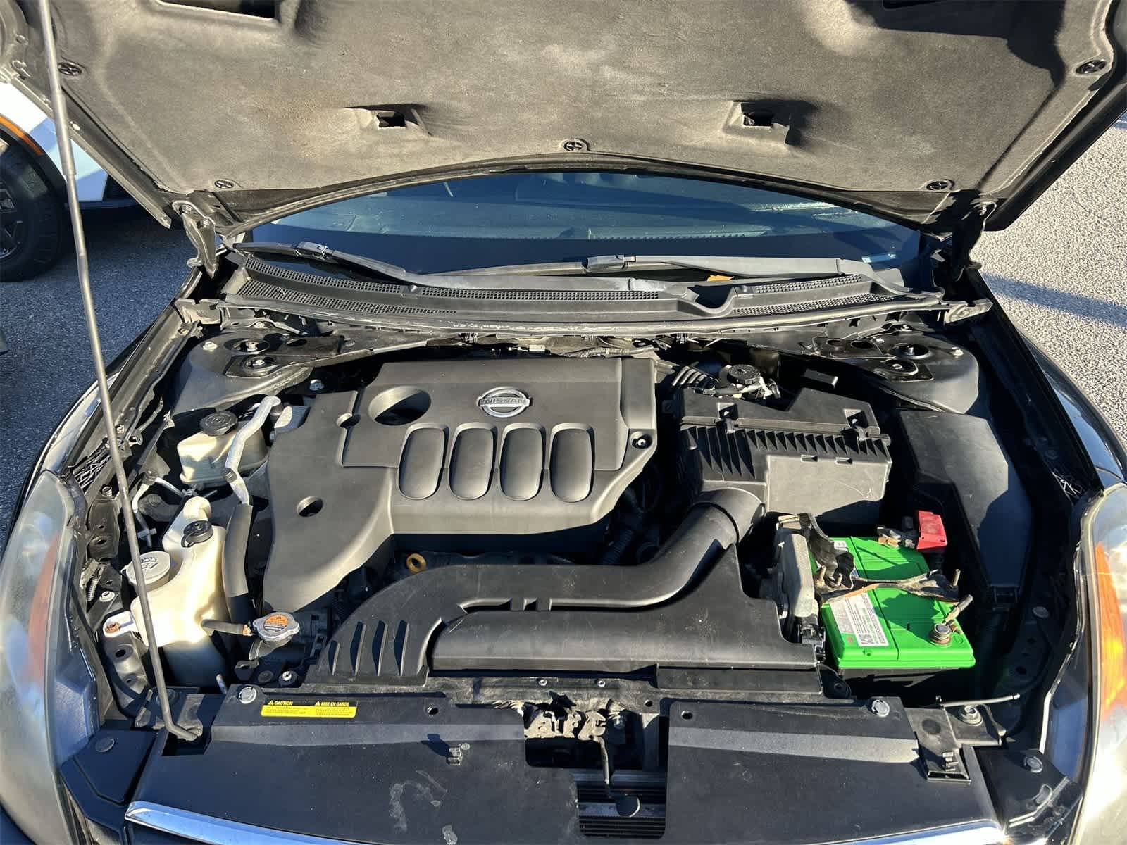 Thumbnail: 2009 Nissan Altima - 9