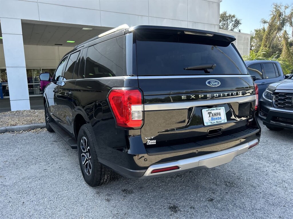 Used 2024 Ford Expedition Max XLT SUV