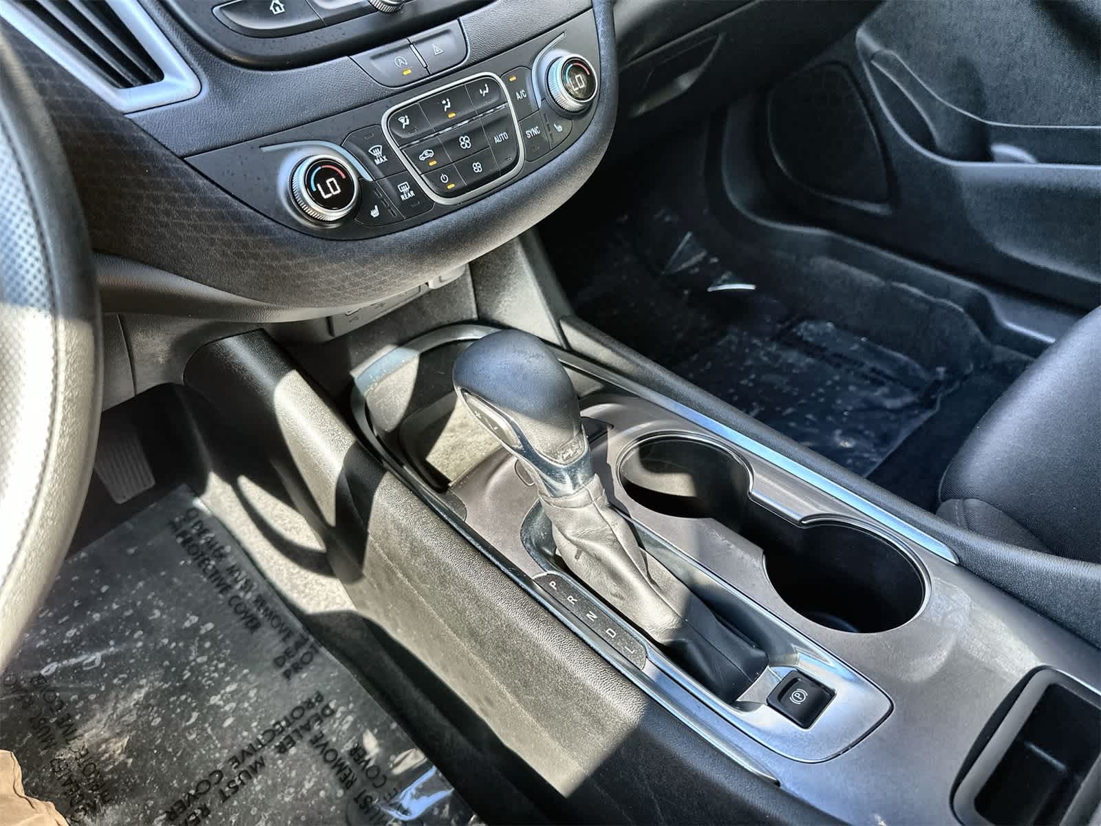 Thumbnail: 2024 Chevrolet Malibu - 17