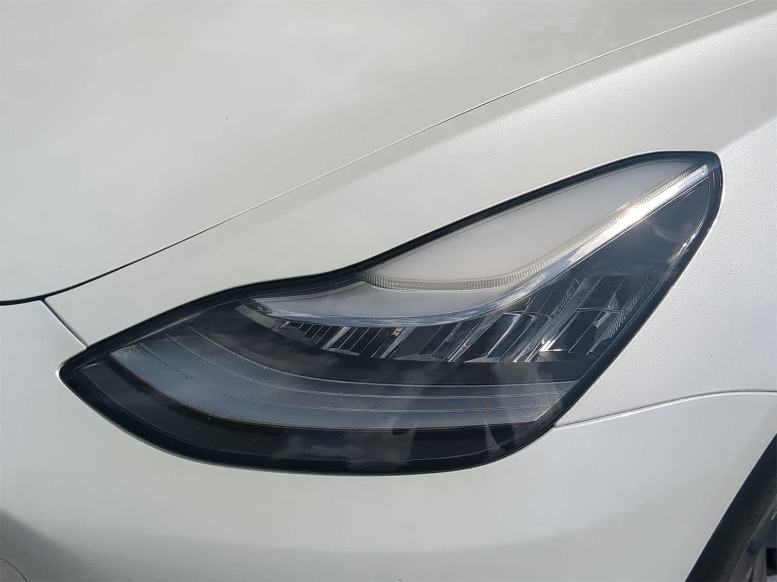 Thumbnail: 2020 Tesla Model 3 - 10