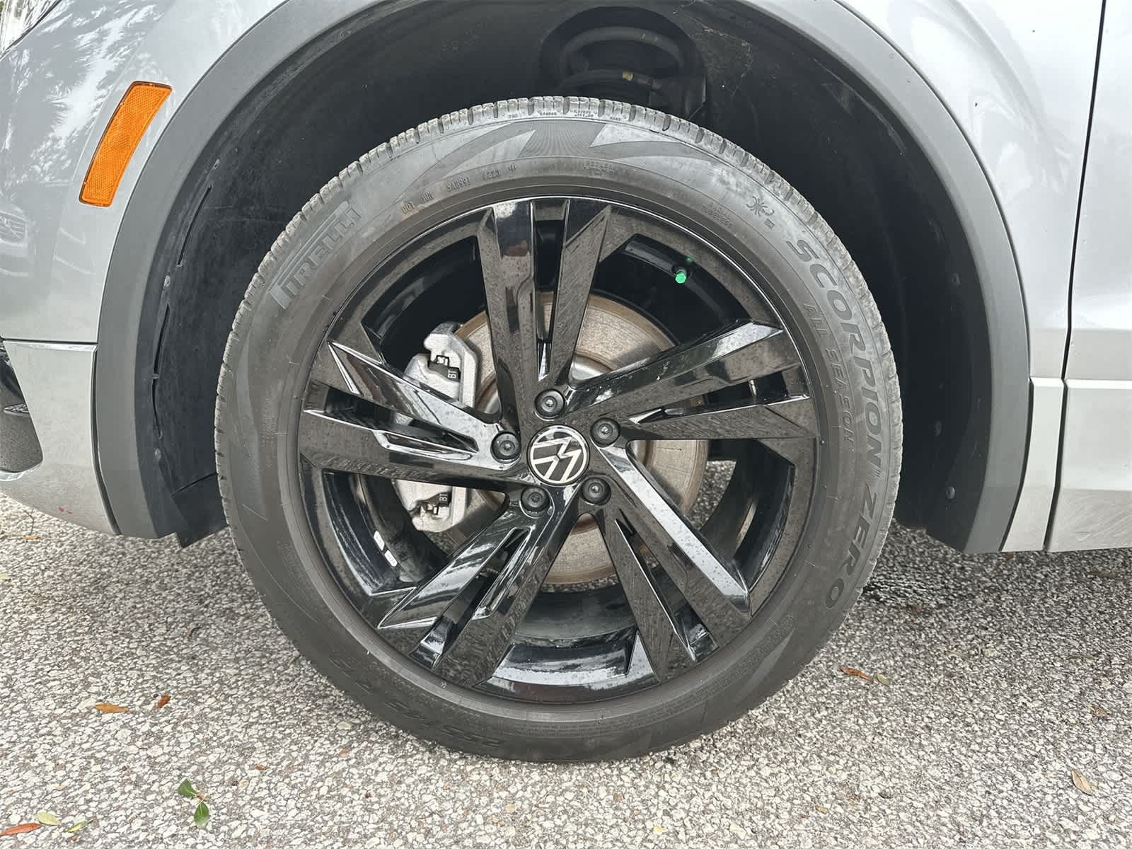 Thumbnail: 2024 Volkswagen Tiguan - 11