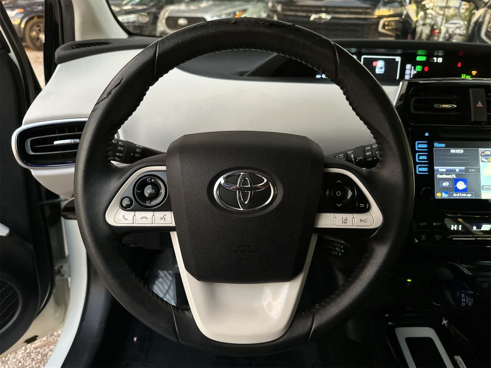 Thumbnail: 2016 Toyota Prius - 15