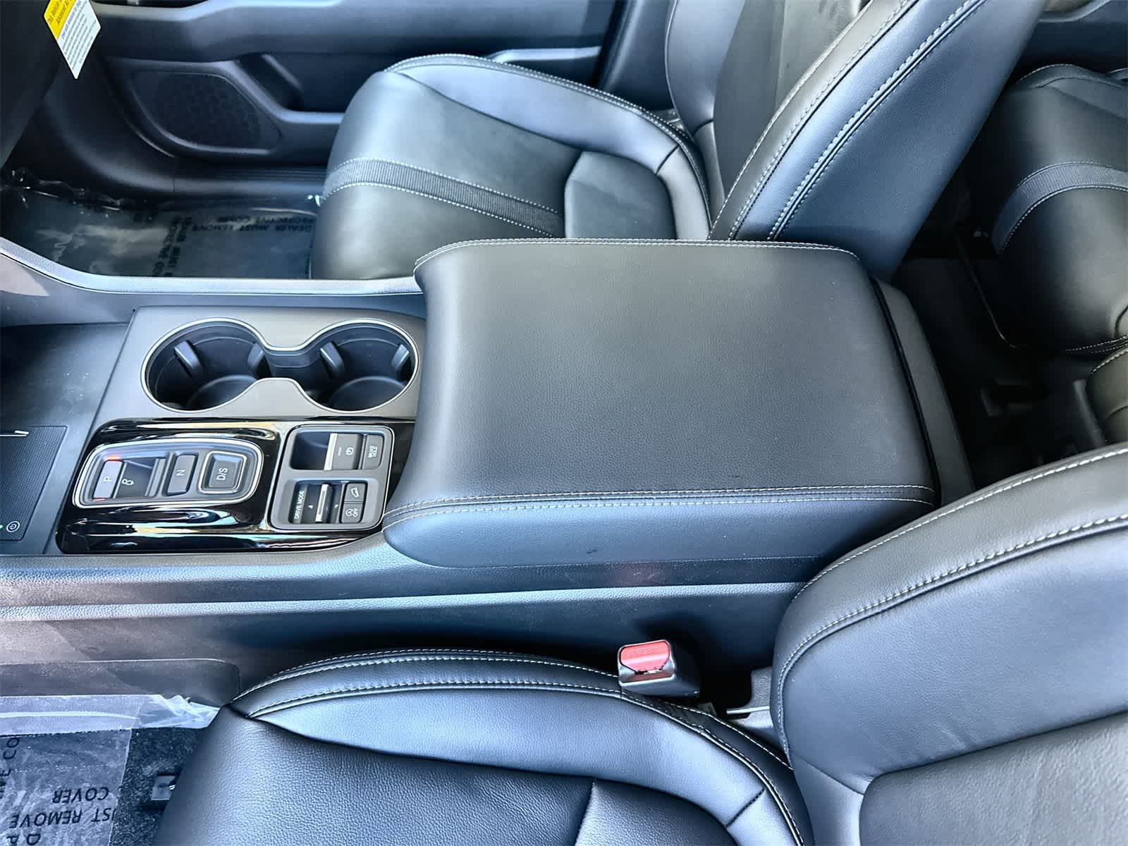 Thumbnail: 2026 Honda Pilot - 15