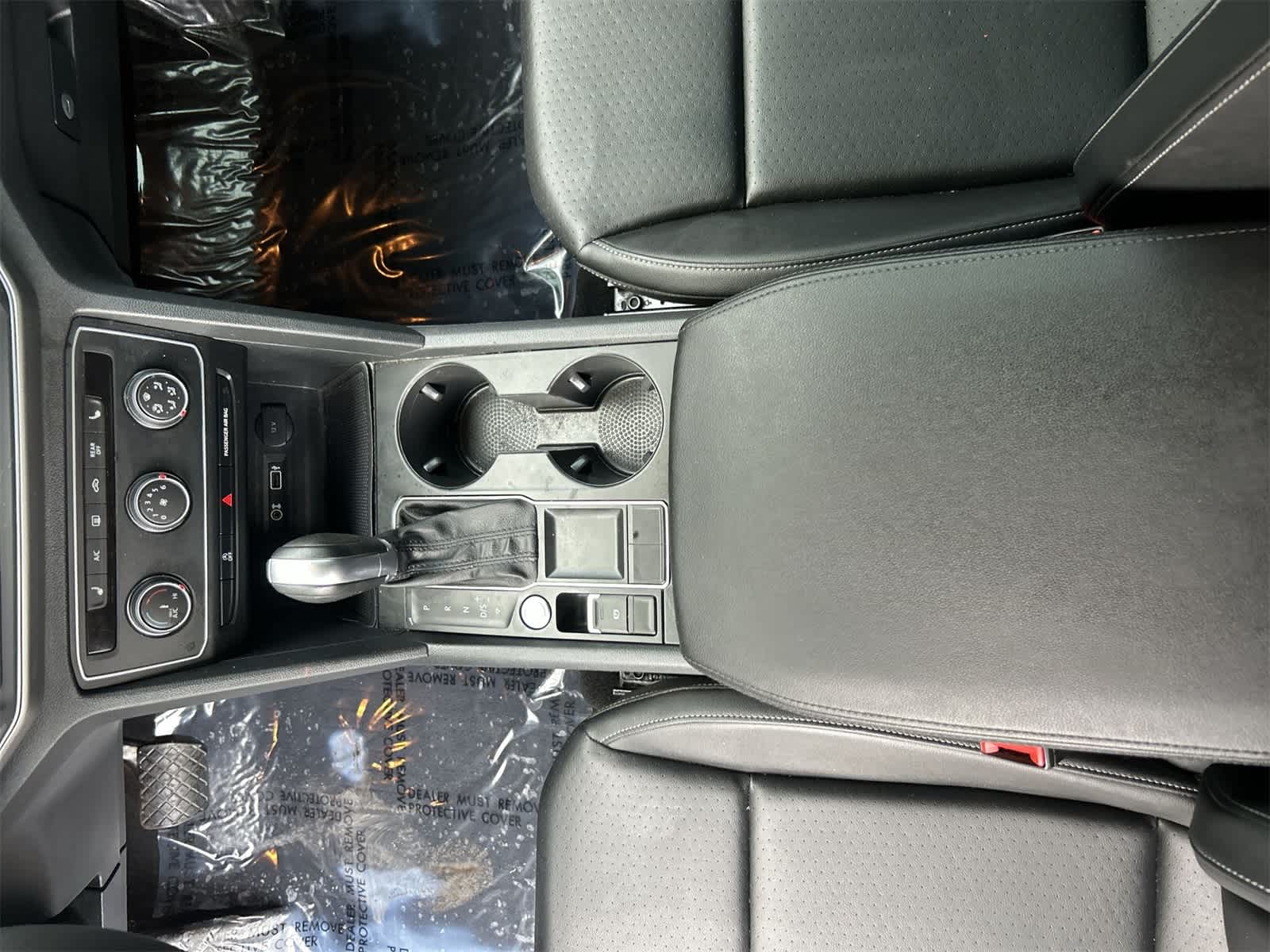 Thumbnail: 2018 Volkswagen Atlas - 16