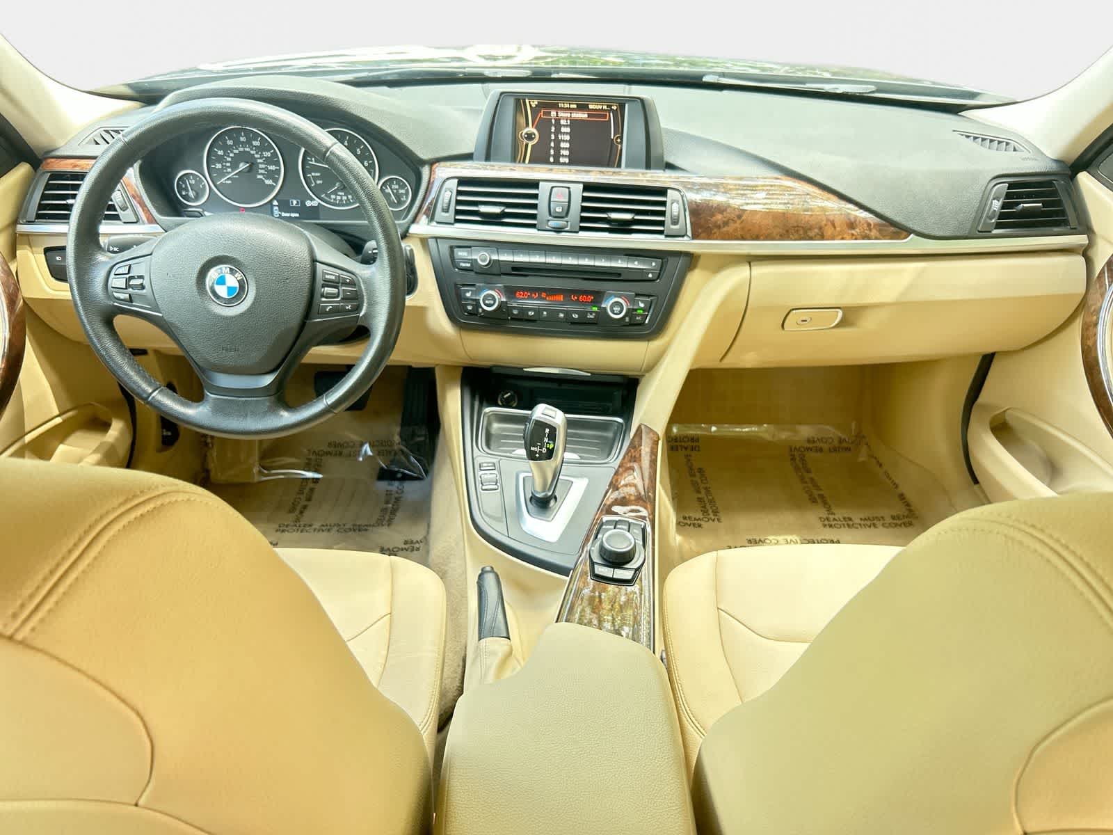 Thumbnail: 2013 BMW 3 Series - 16